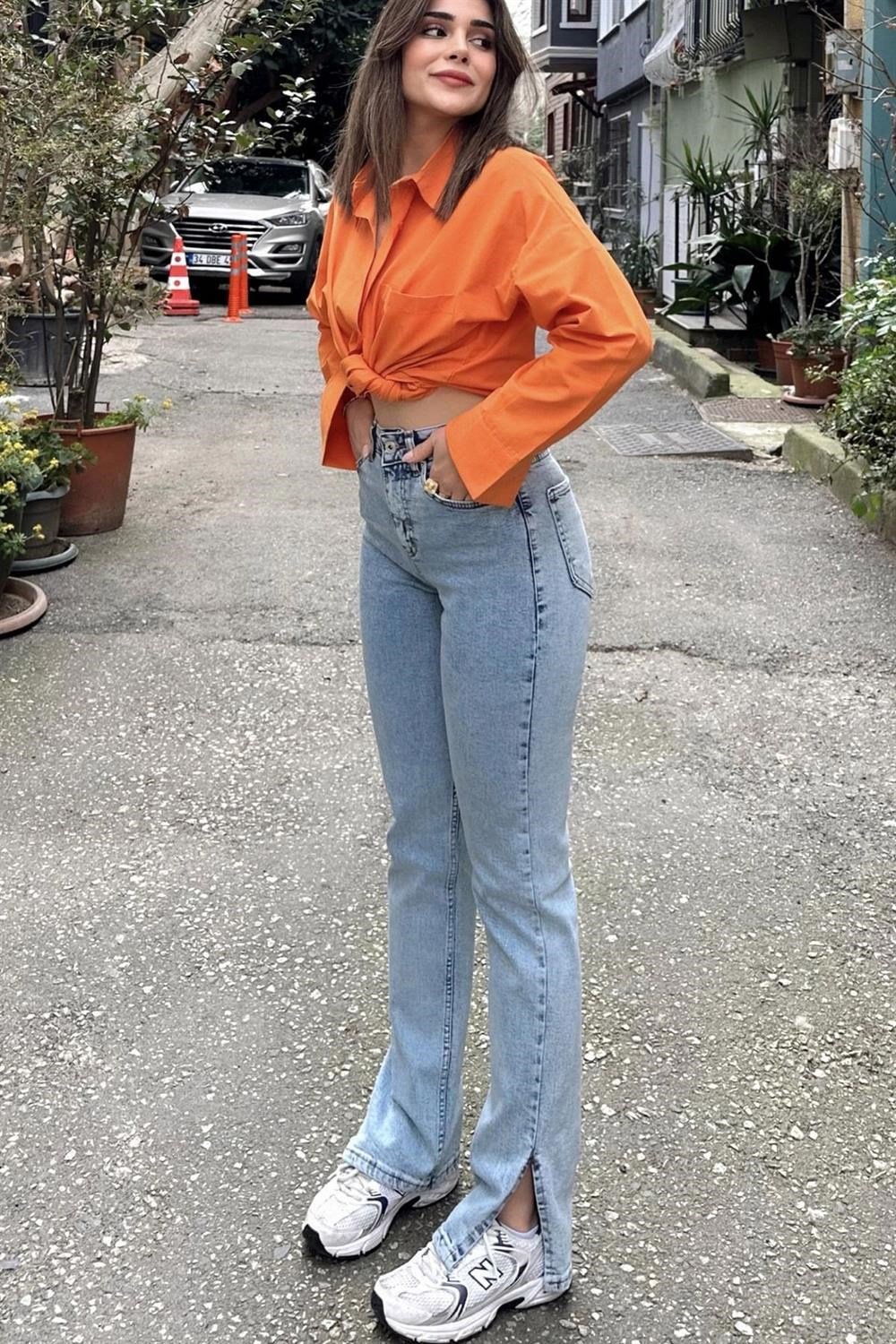 Kadın Açık Mavi Yırtmaçlı Bol Paça, Yüksek Bel, Rahat Kesim, Kot Pantolon - Jeans