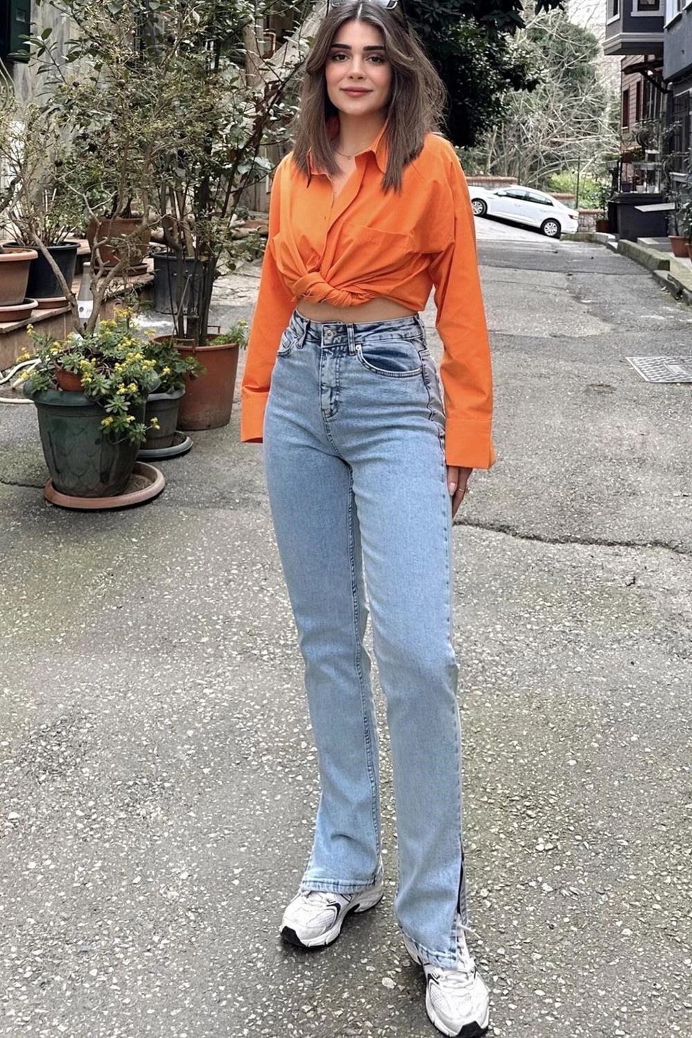 Kadın Açık Mavi Yırtmaçlı Bol Paça, Yüksek Bel, Rahat Kesim, Kot Pantolon - Jeans