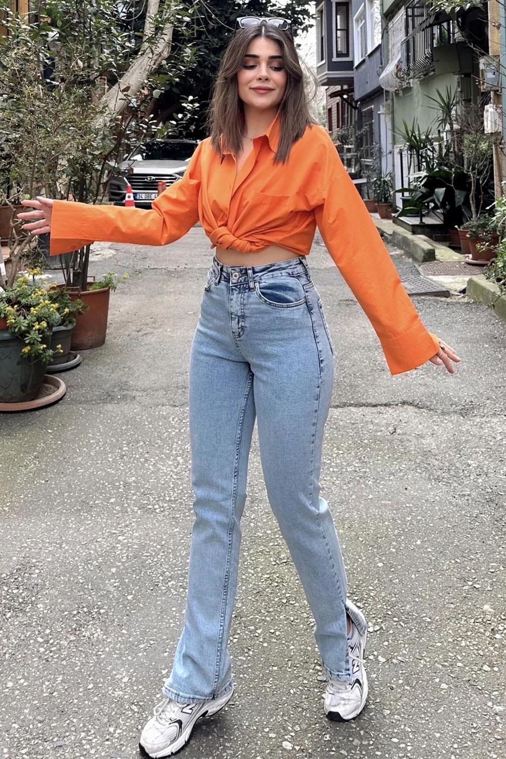 Kadın Açık Mavi Yırtmaçlı Bol Paça, Yüksek Bel, Rahat Kesim, Kot Pantolon - Jeans