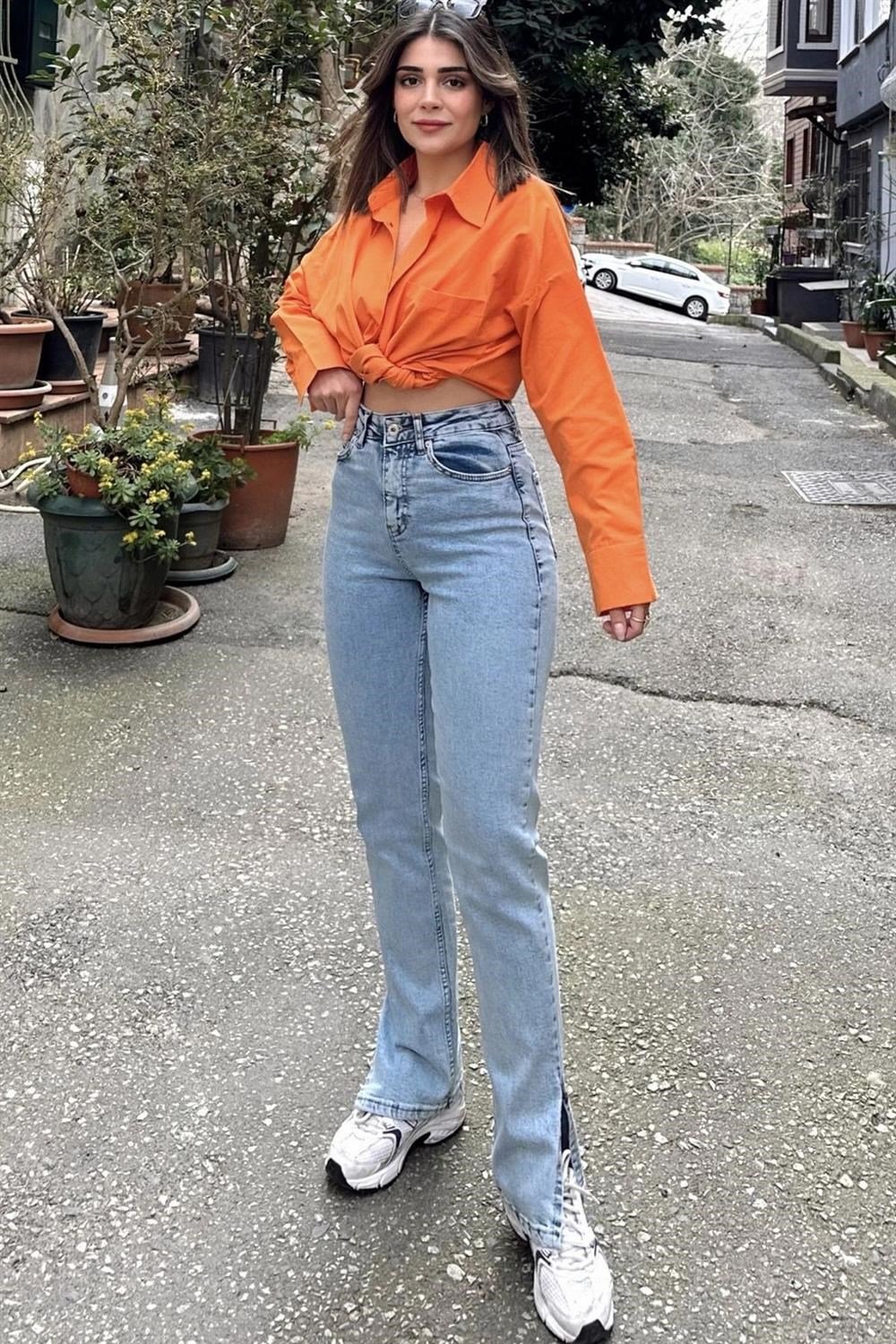 Kadın Açık Mavi Yırtmaçlı Bol Paça, Yüksek Bel, Rahat Kesim, Kot Pantolon - Jeans
