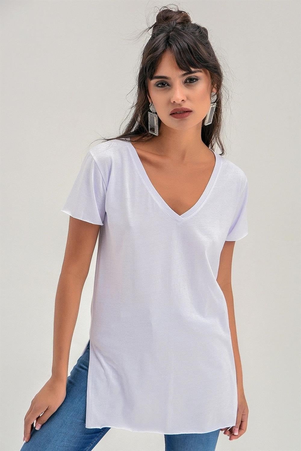 Kadın Beyaz Yan Yırtmaçlı Yumuşak Kaliteli Kumaş V Yaka Kısa Kol Maksi Boy T-Shirt