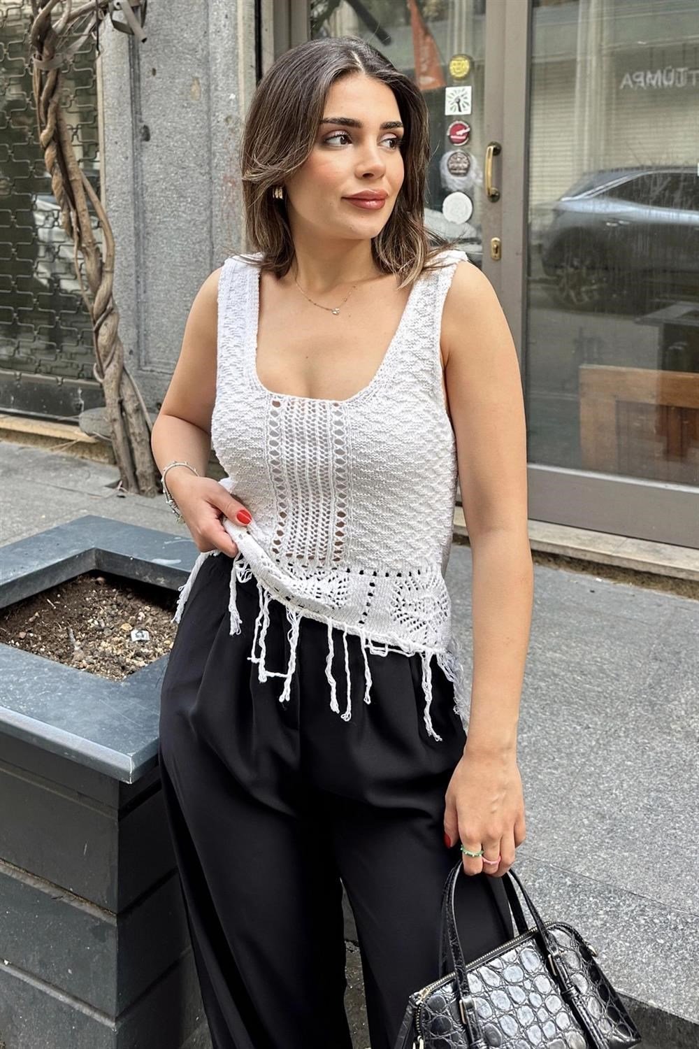 Kadın Ekru Ajurlu Merserize Triko Örme, Terletmez, Püskül Detaylı, Kalın Askılı Bluz