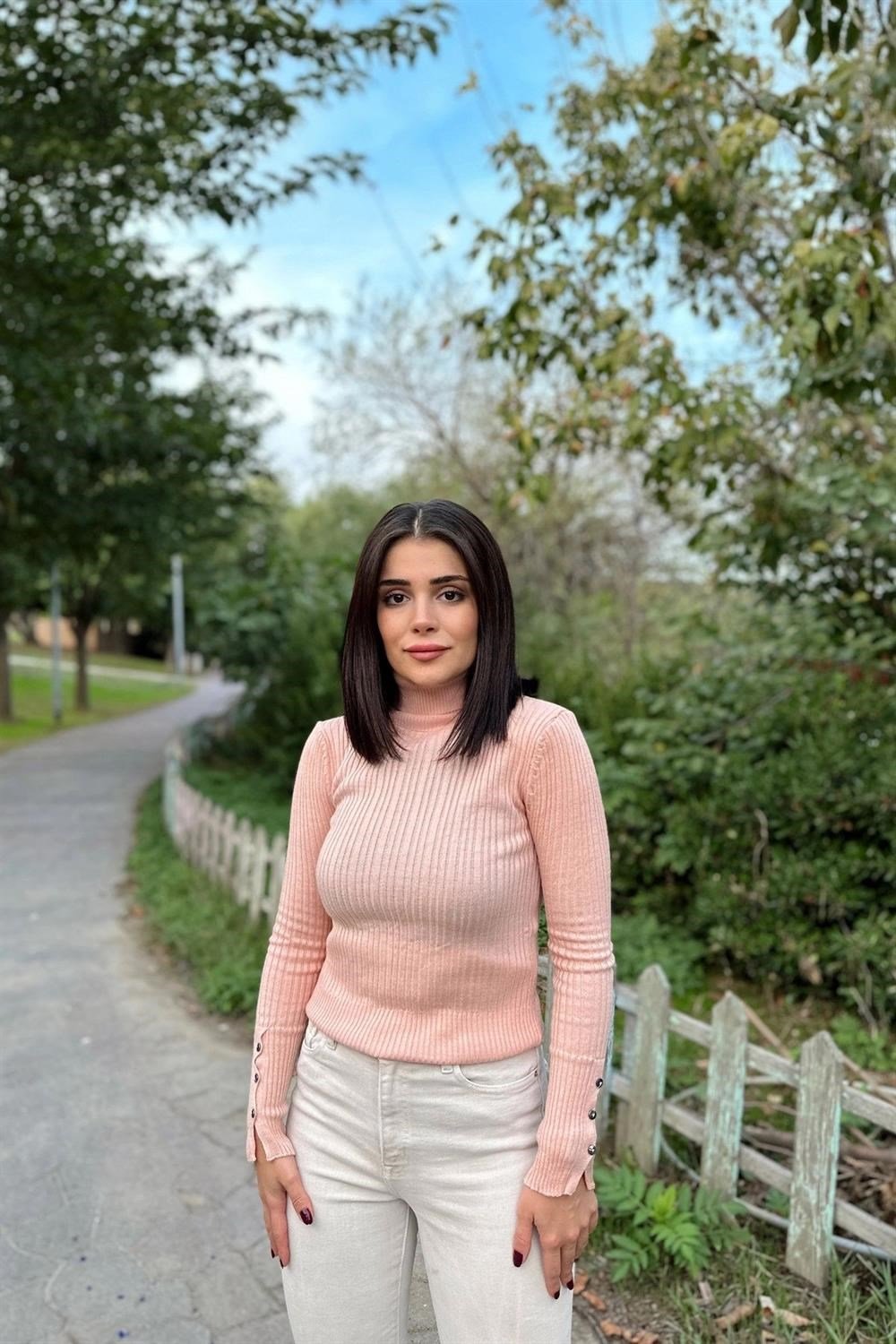 Kadın Pudra Boğazlı Yaka, Uzun Kol, Vucüda Oturan Esnek Kumaş, Düğme Manşet, Düz Desen, Triko Bluz