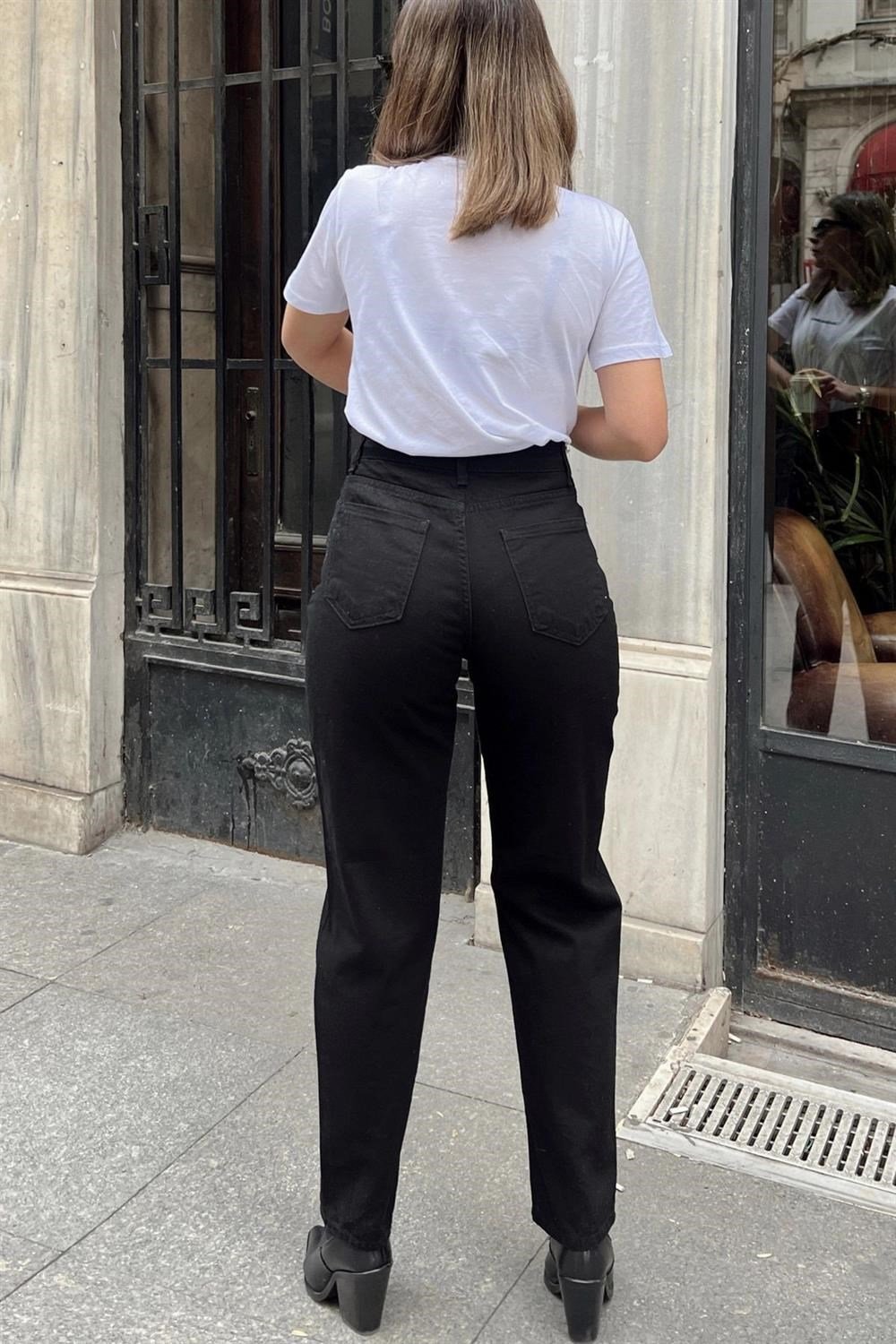 Kadın Siyah Yüksek Bel, Rahat Kesim, Boru Paça, Skinny Kot Pantolon - Jeans