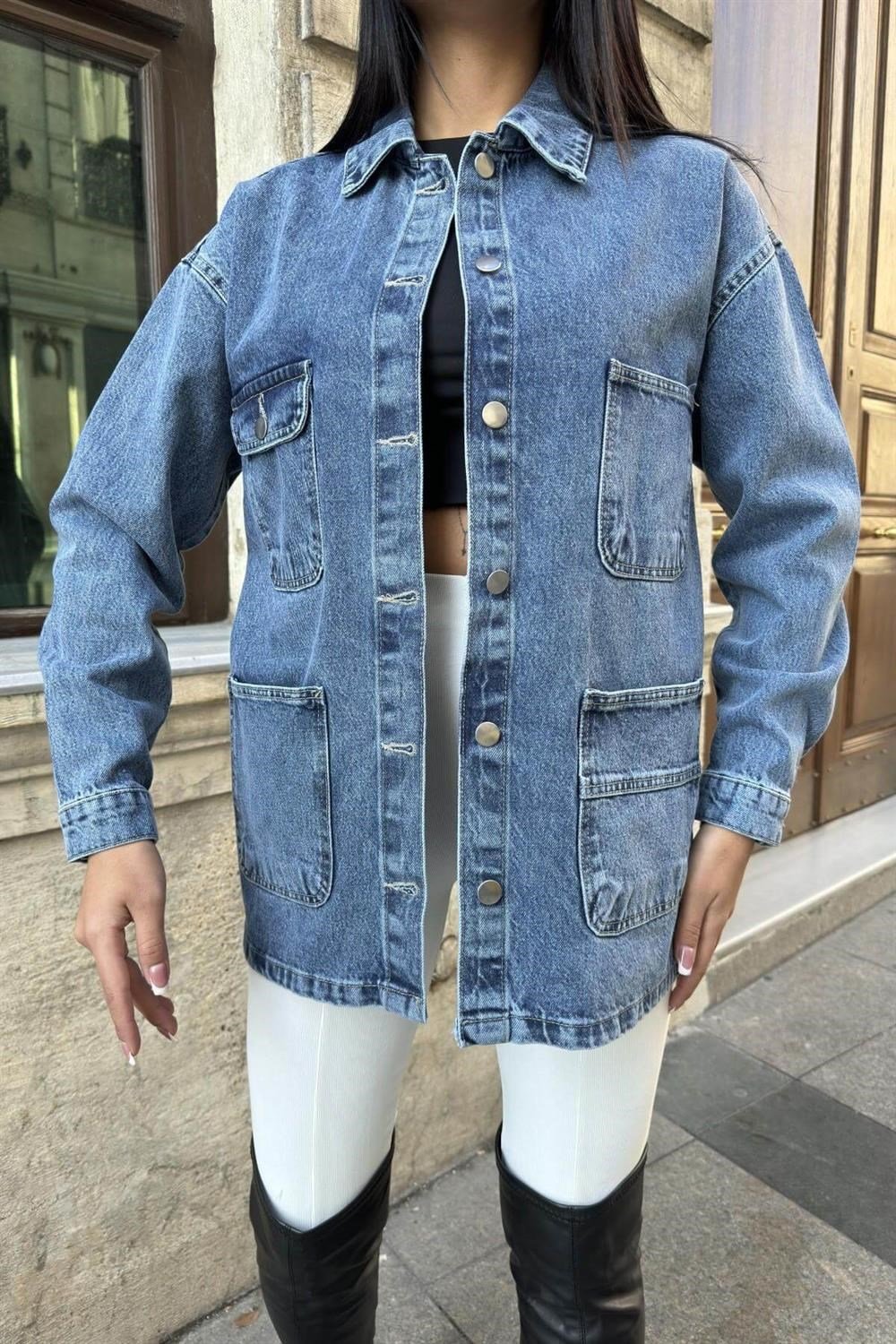 Kar Yıkama Geniş Cepli, Düğme Detaylı, Oversize Kot Ceket Gömlek