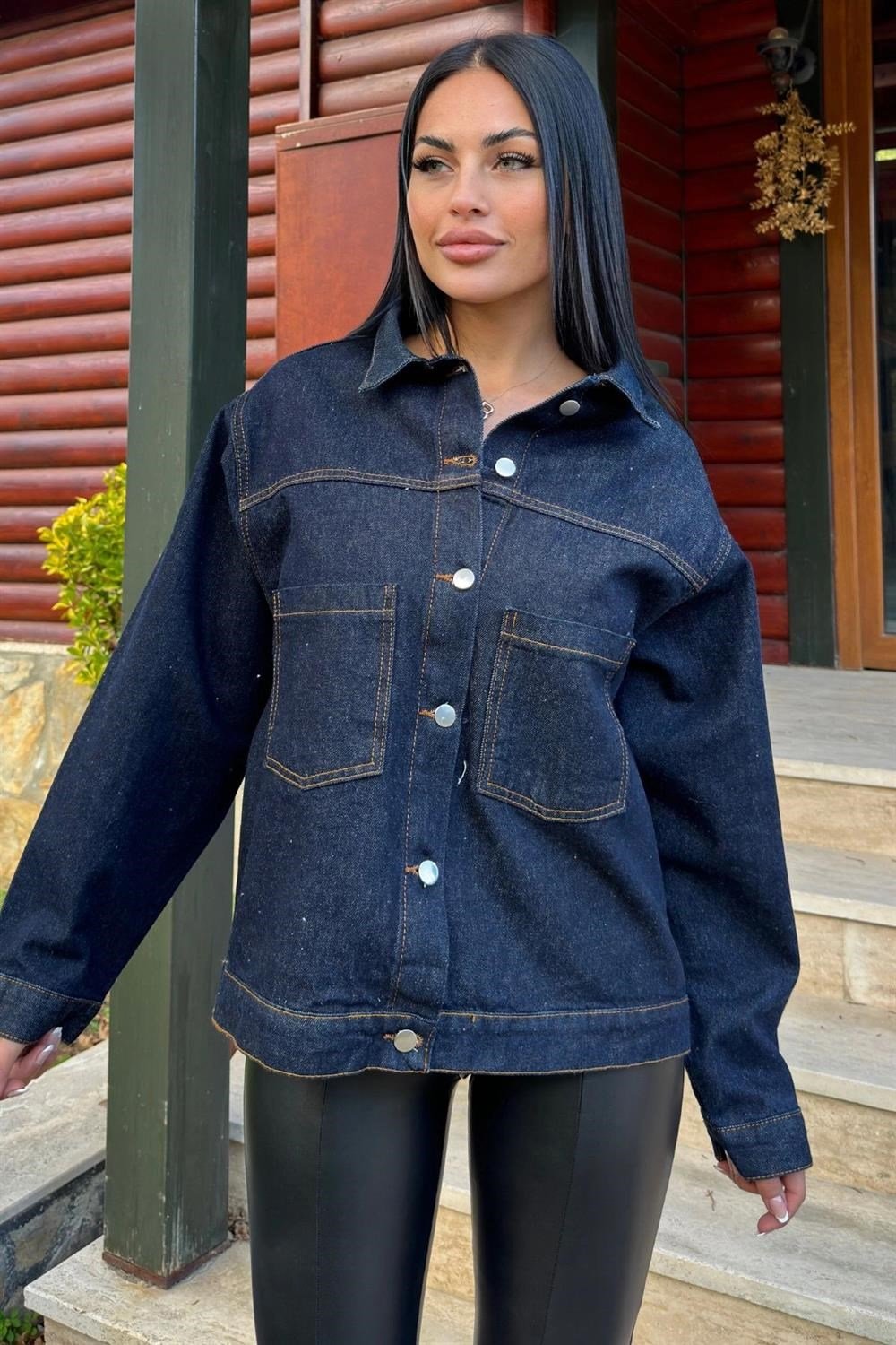 Lacivert Denim Color, Apaş Yaka, Çift Cepli, Kaliteli Jeans Kumaş, Salaş Kot Ceket