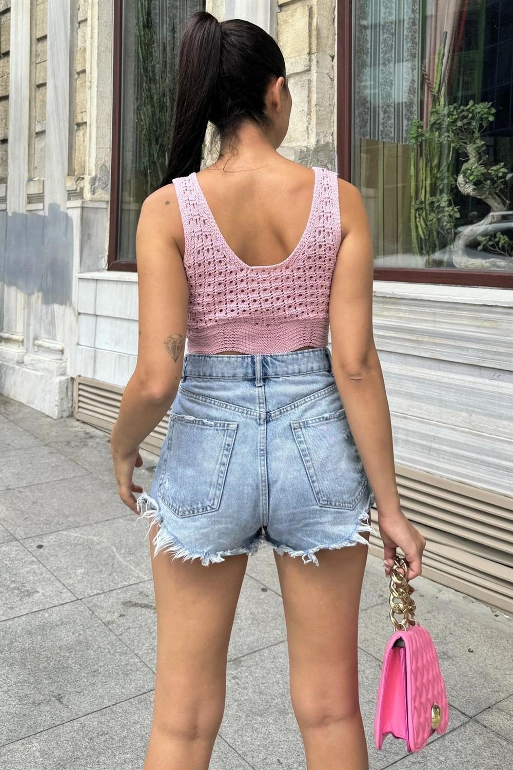 Pembe Ajurlu Kalın Askılı Triko Bluz