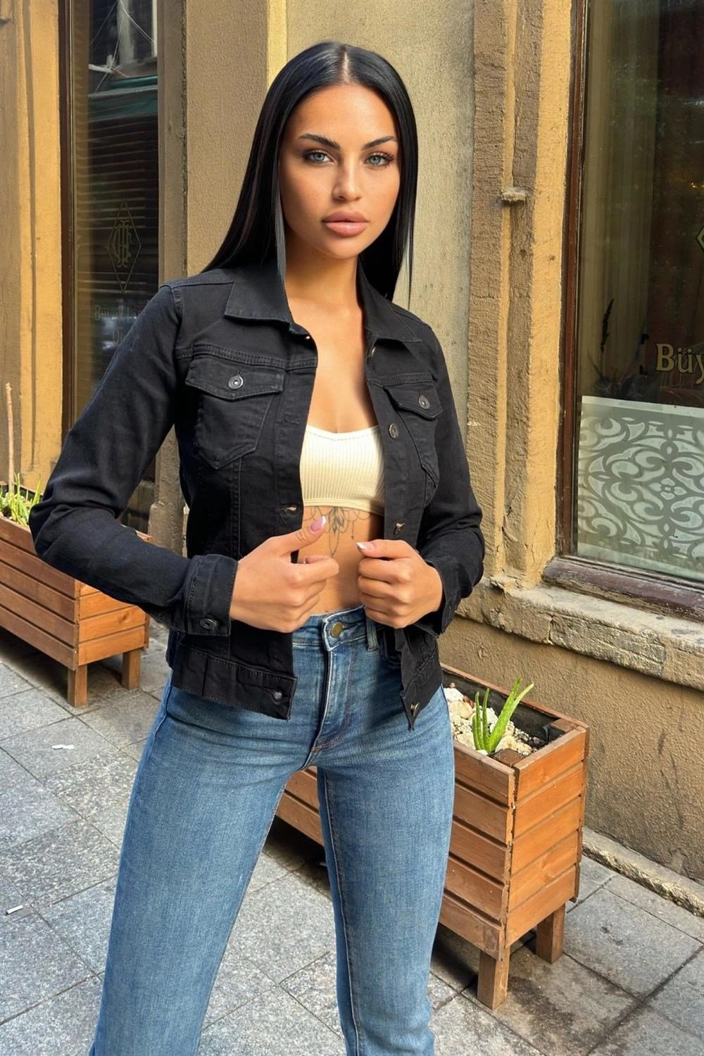 Siyah Dar Kesim, Cepli, Düğmeli, Denim Kot Ceket