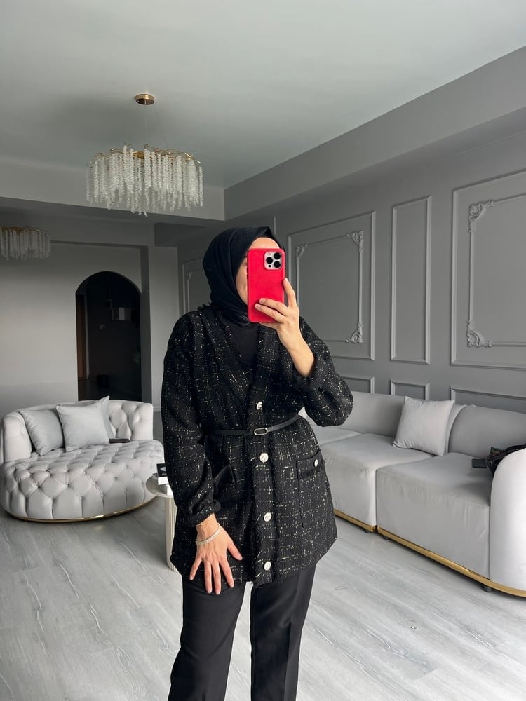 Sare Tüvit Siyah Hırka