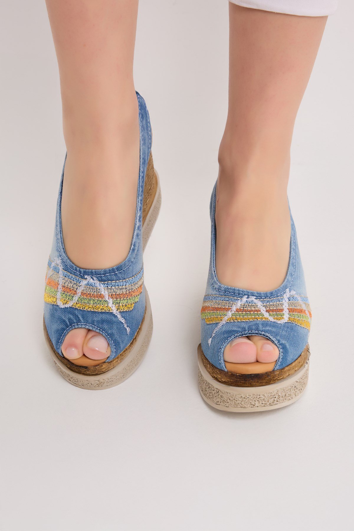 JEANOLOG KOT SANDALET SLIP-ON HASIR DESENLİ TABAN NAKIŞ DETAYLI DERİ İÇ TABAN