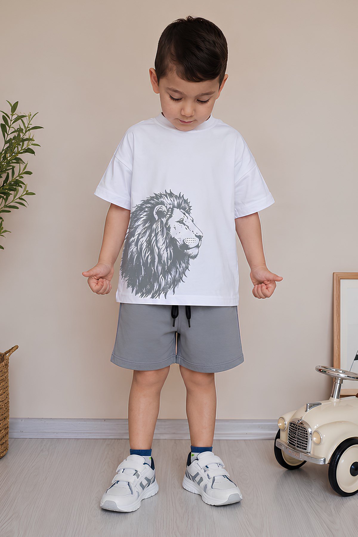 Erkek Çocuk Oversize Tişört Alt 2 İplik Şort Premium Kalite Belya Kids Aslan Tasarım Alt Üst Takım