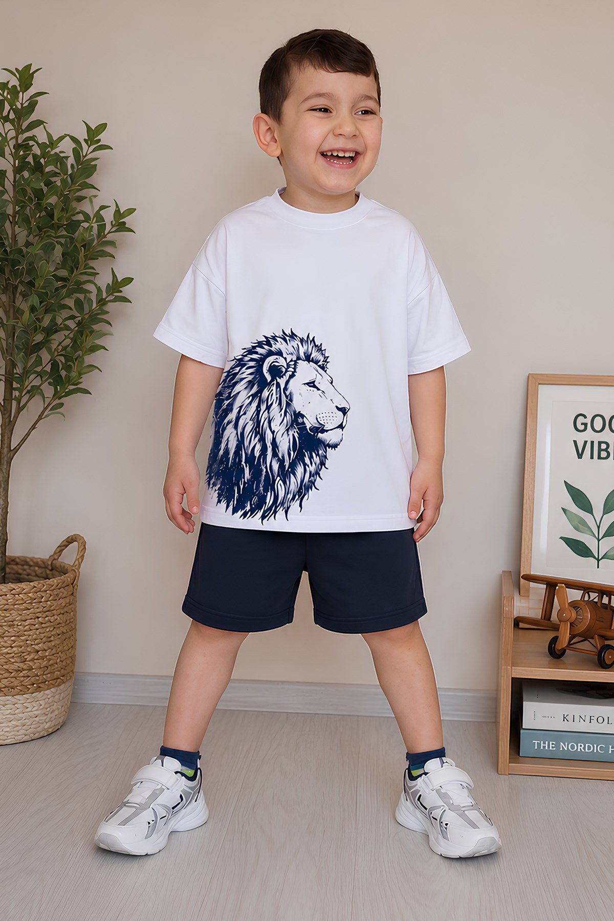 Erkek Çocuk Oversize Tişört Alt 2 İplik Şort Premium Kalite Belya Kids Aslan Tasarım Alt Üst Takım