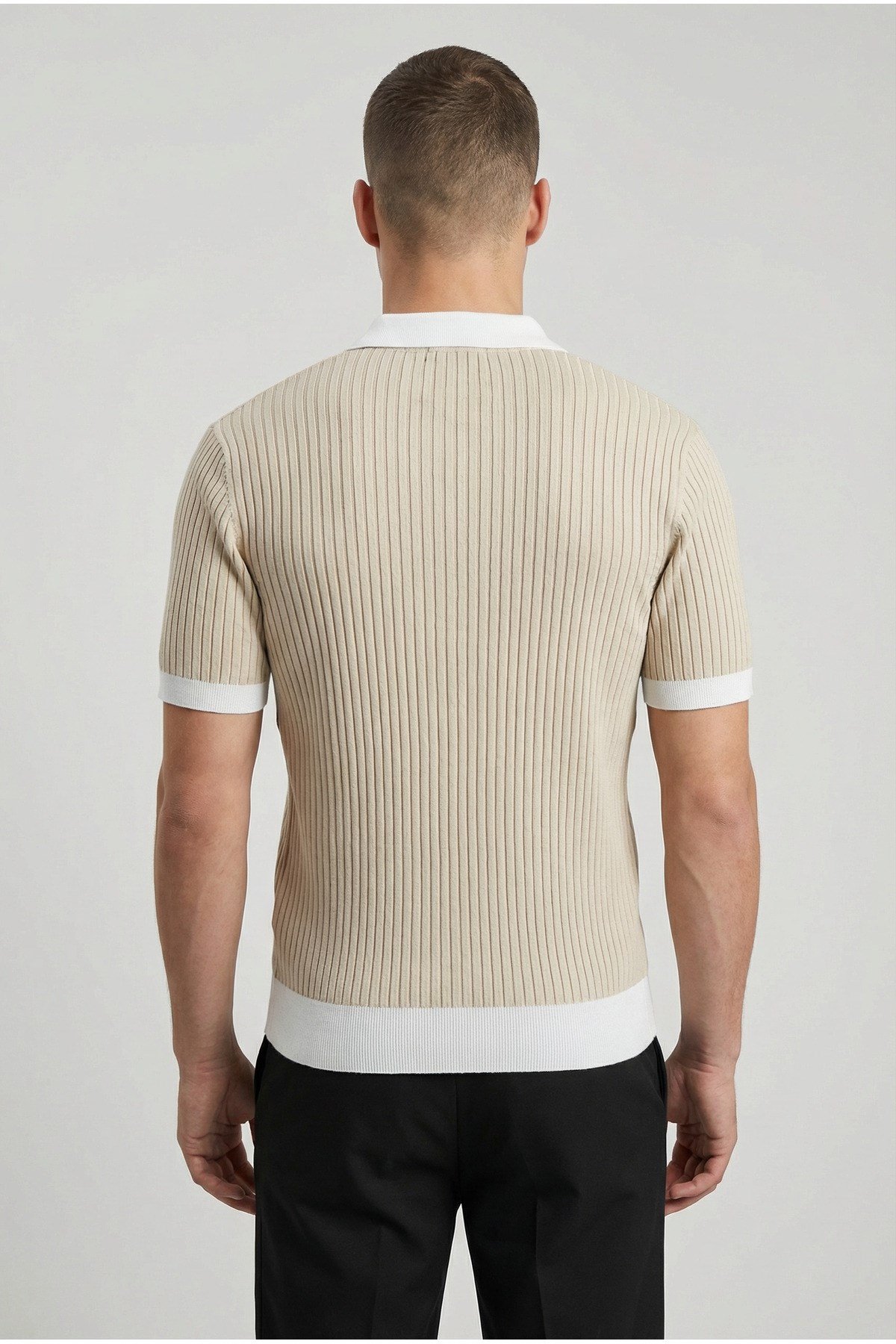 Bej Polo Yaka Düğmeli Kısa Kol Erkek T-shirt