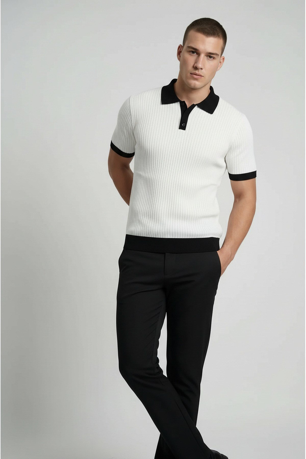 Beyaz Polo Yaka Düğmeli Kısa Kol Erkek T-shirt