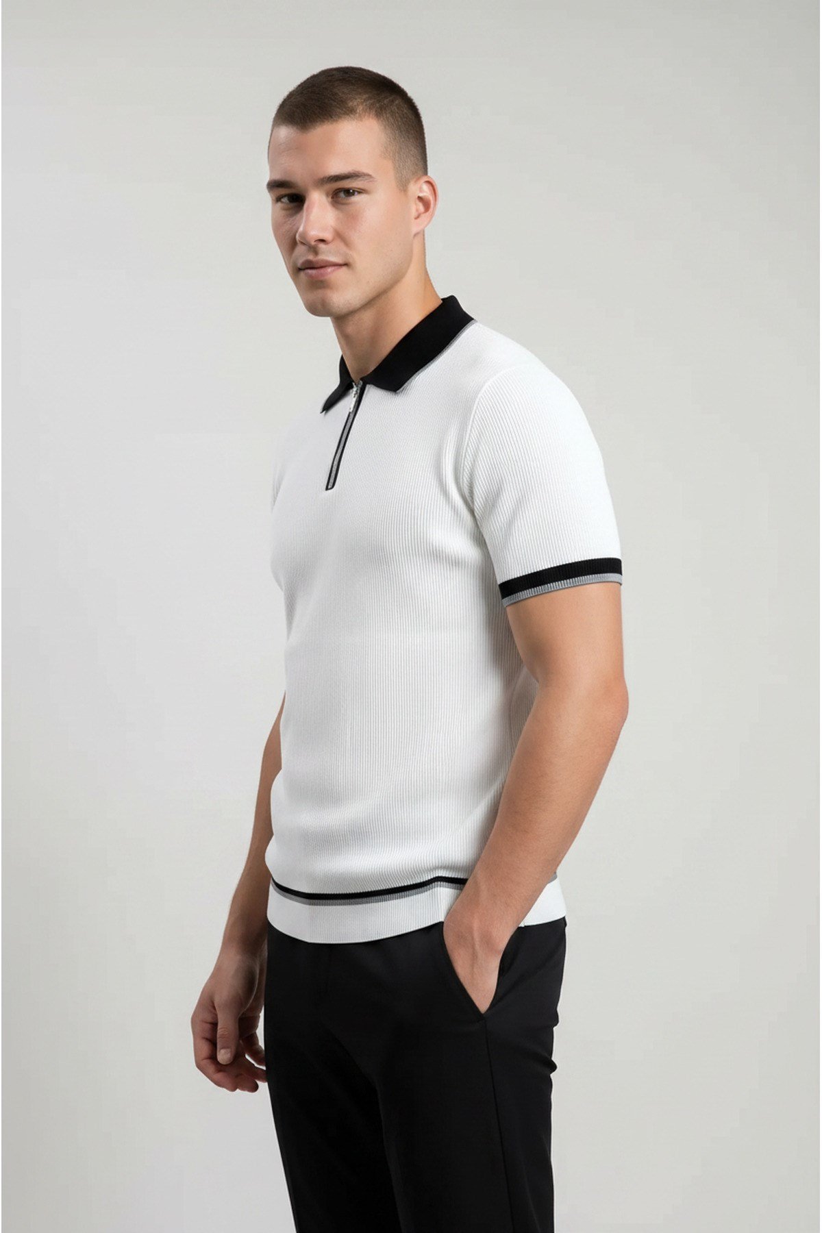 Beyaz Polo Yaka Fermuarlı Kısa Kol Erkek T-shirt