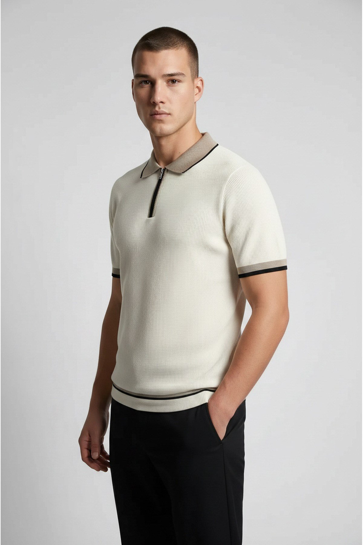 Ekru Polo Yaka Fermuarlı Kısa Kol Erkek T-shirt