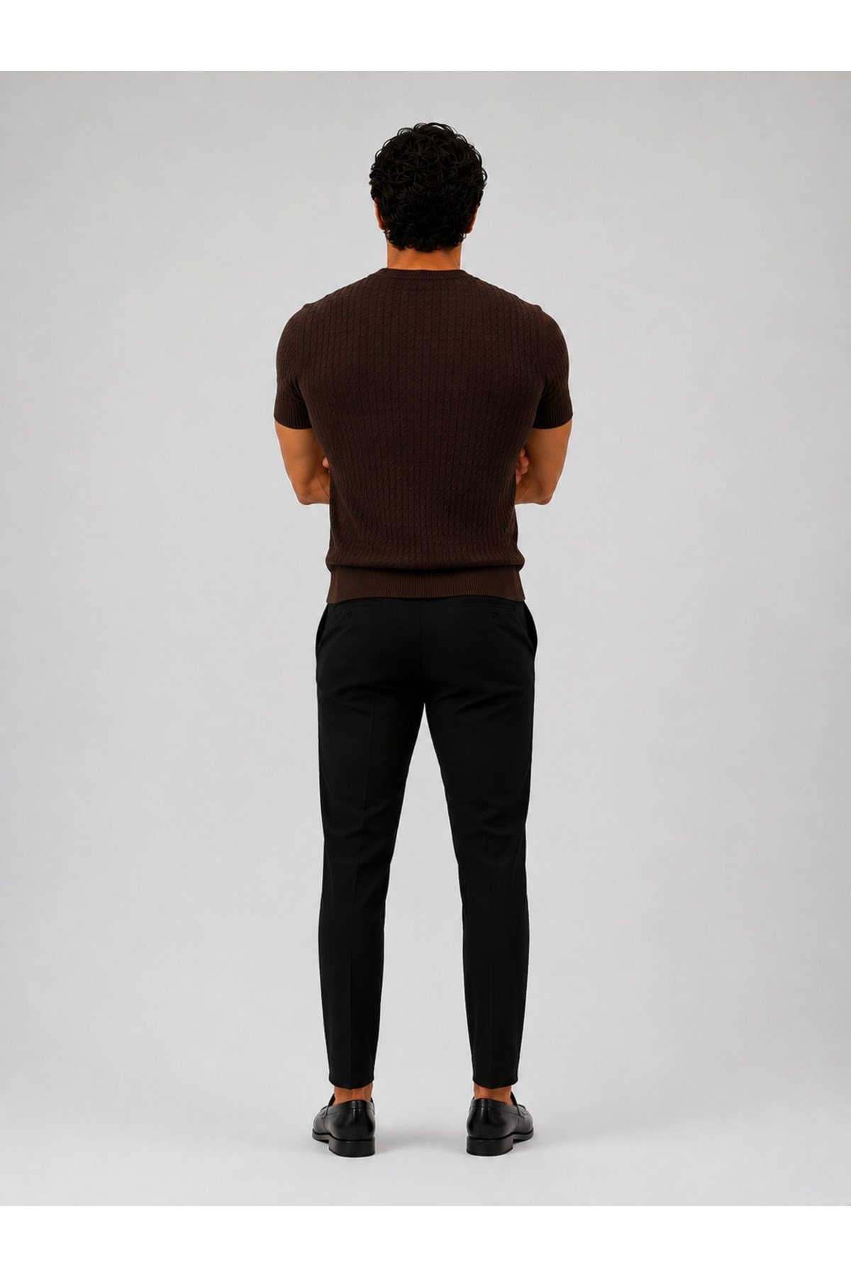 Kahverengi Bisiklet Yaka Saç Örgü Desenli Kısa Kol Slim Fit Erkek T-shirt