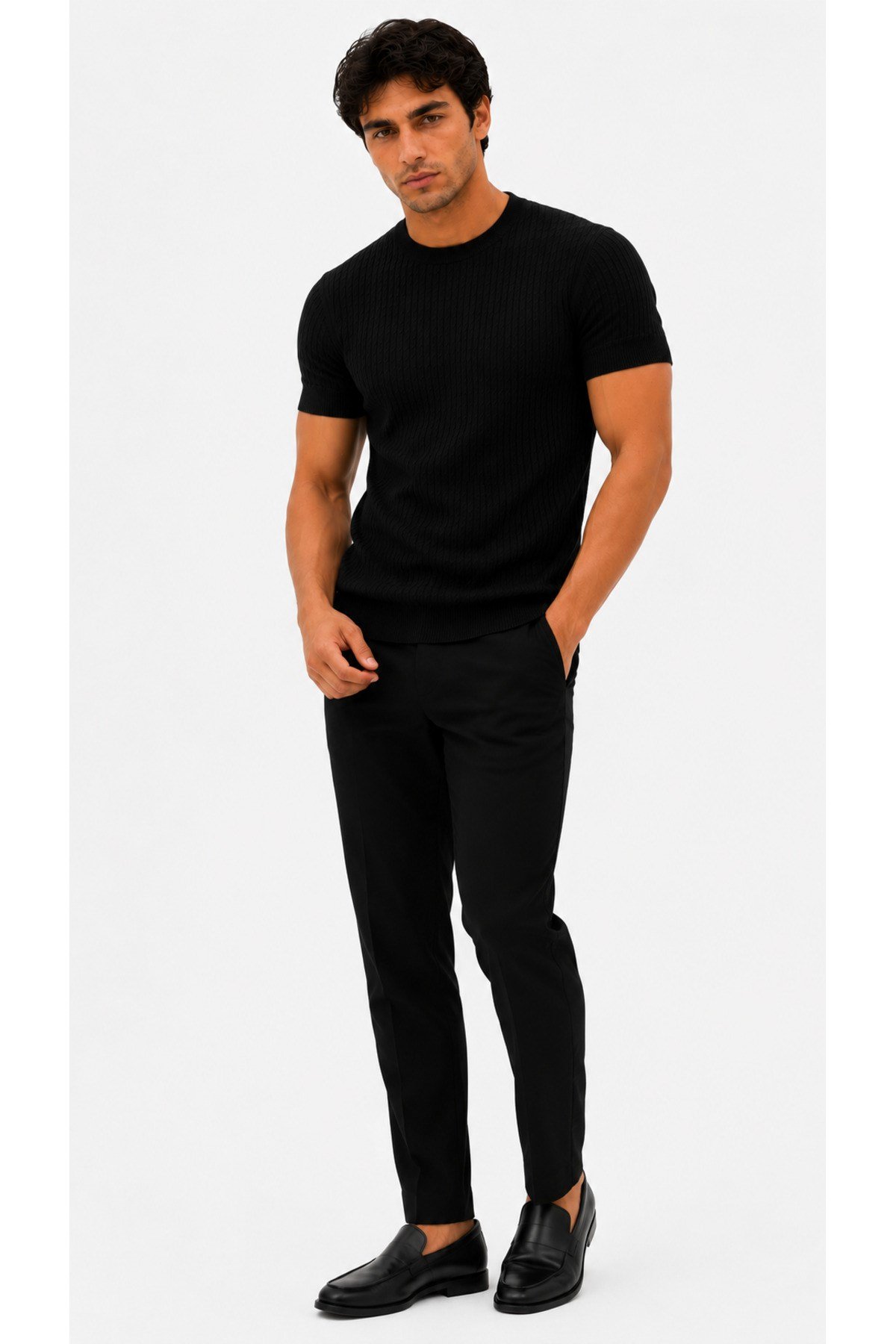 Siyah Bisiklet Yaka Saç Örgü Desenli Kısa Kol Slim Fit Erkek T-shirt