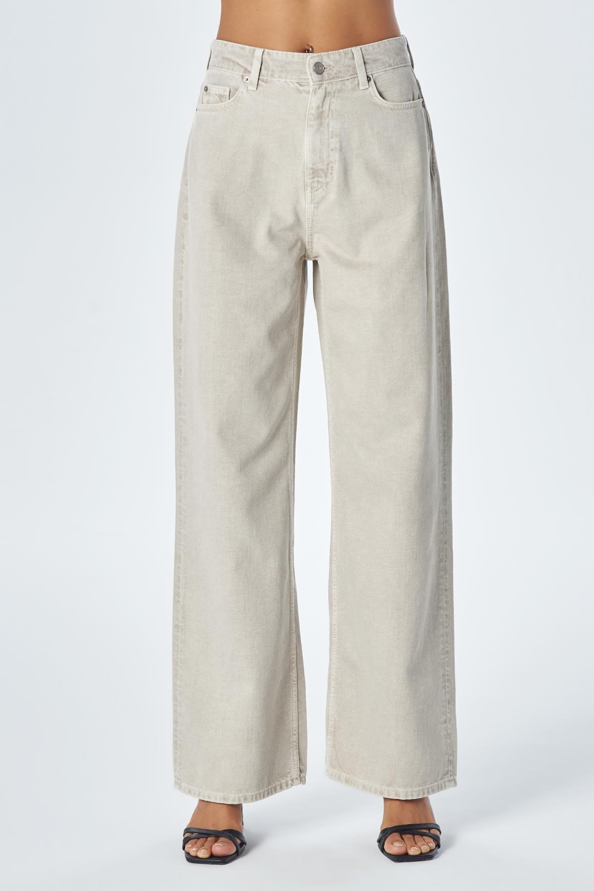 Weslie Bej Rengi Yüksek Bel Fermuarlı Wideleg Fit Jean Pantolon C 4530-068