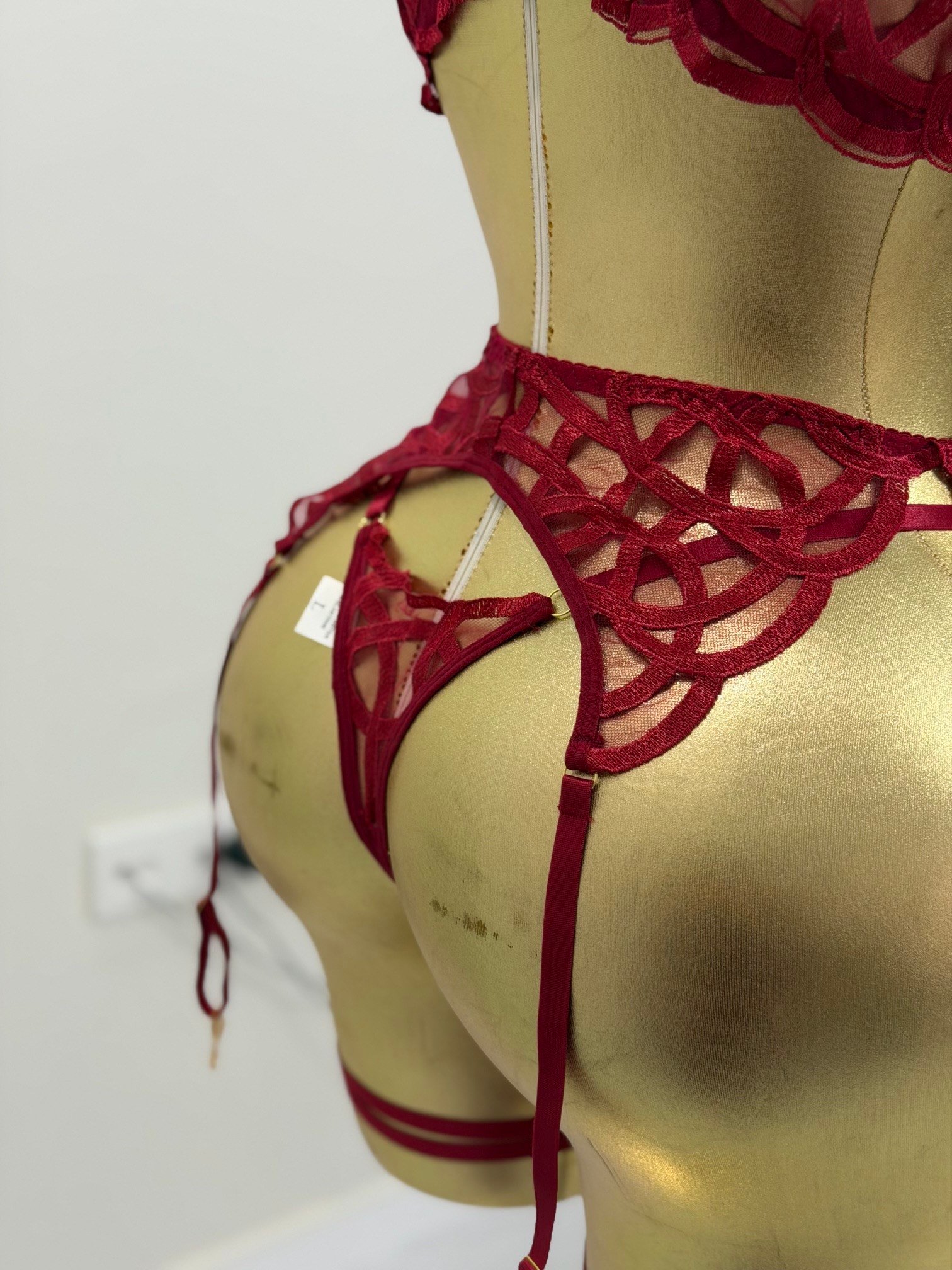 Geometrik Dantel Detaylı Bordo Jartiyer Takım