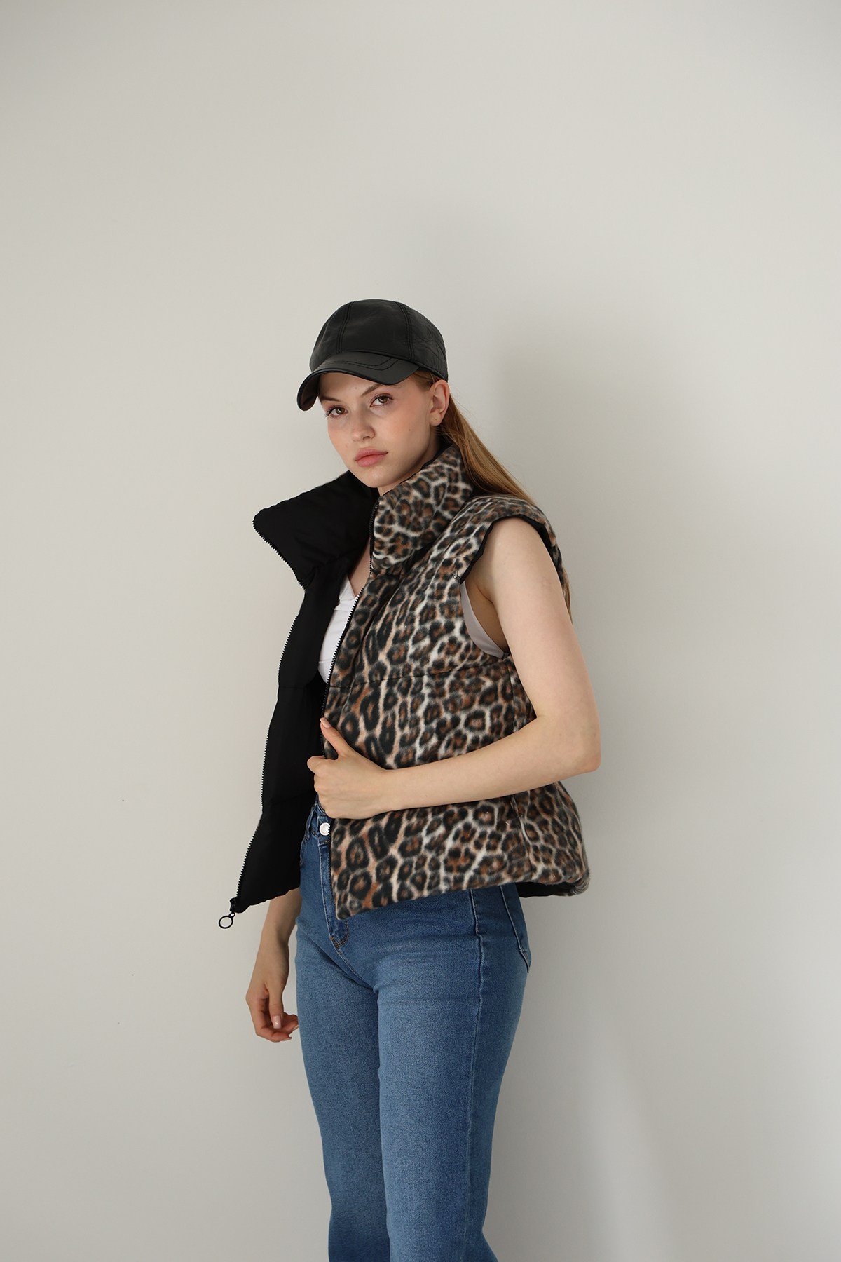 Kadın Çift Taraflı Leopar Peluş Şişme Yelek