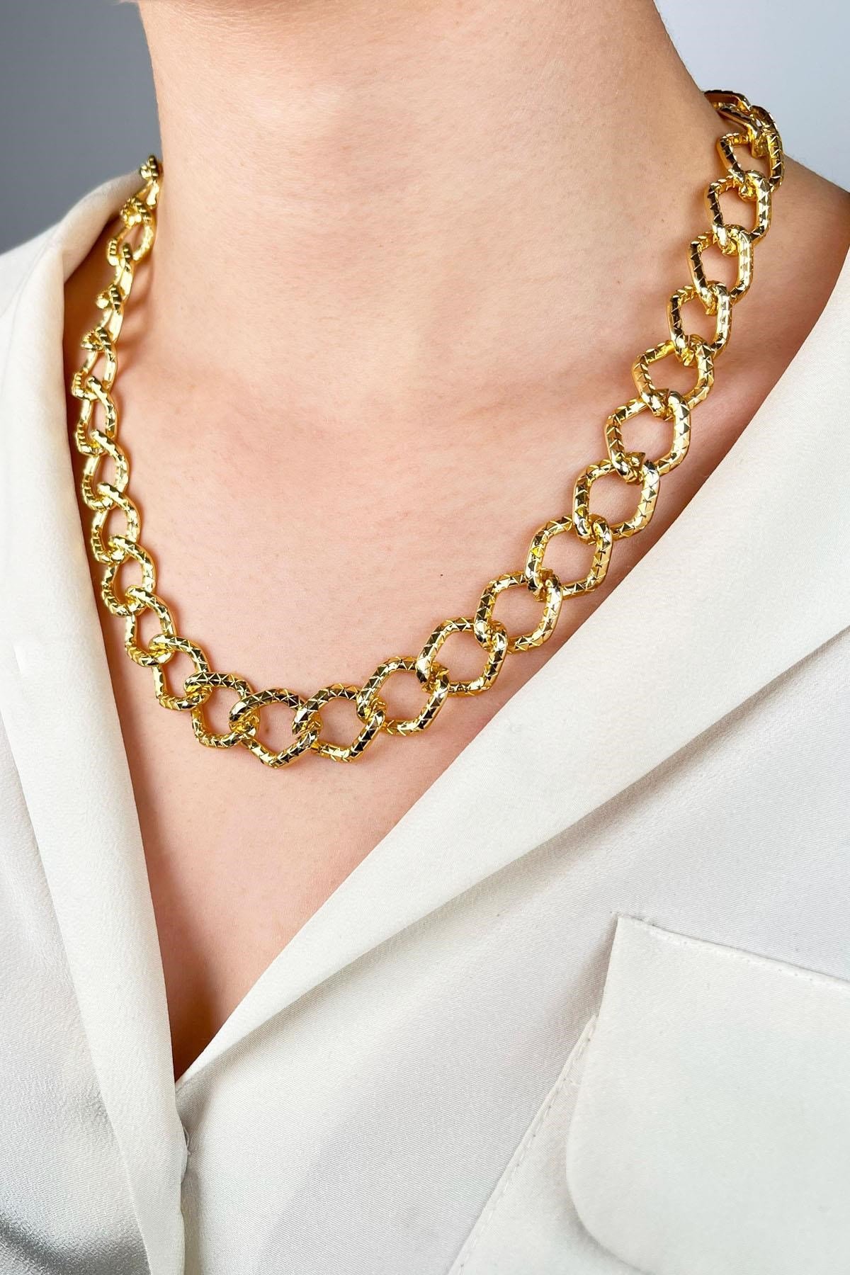 Ezme Model Baklava Zincir Uzun Kolye - Gold