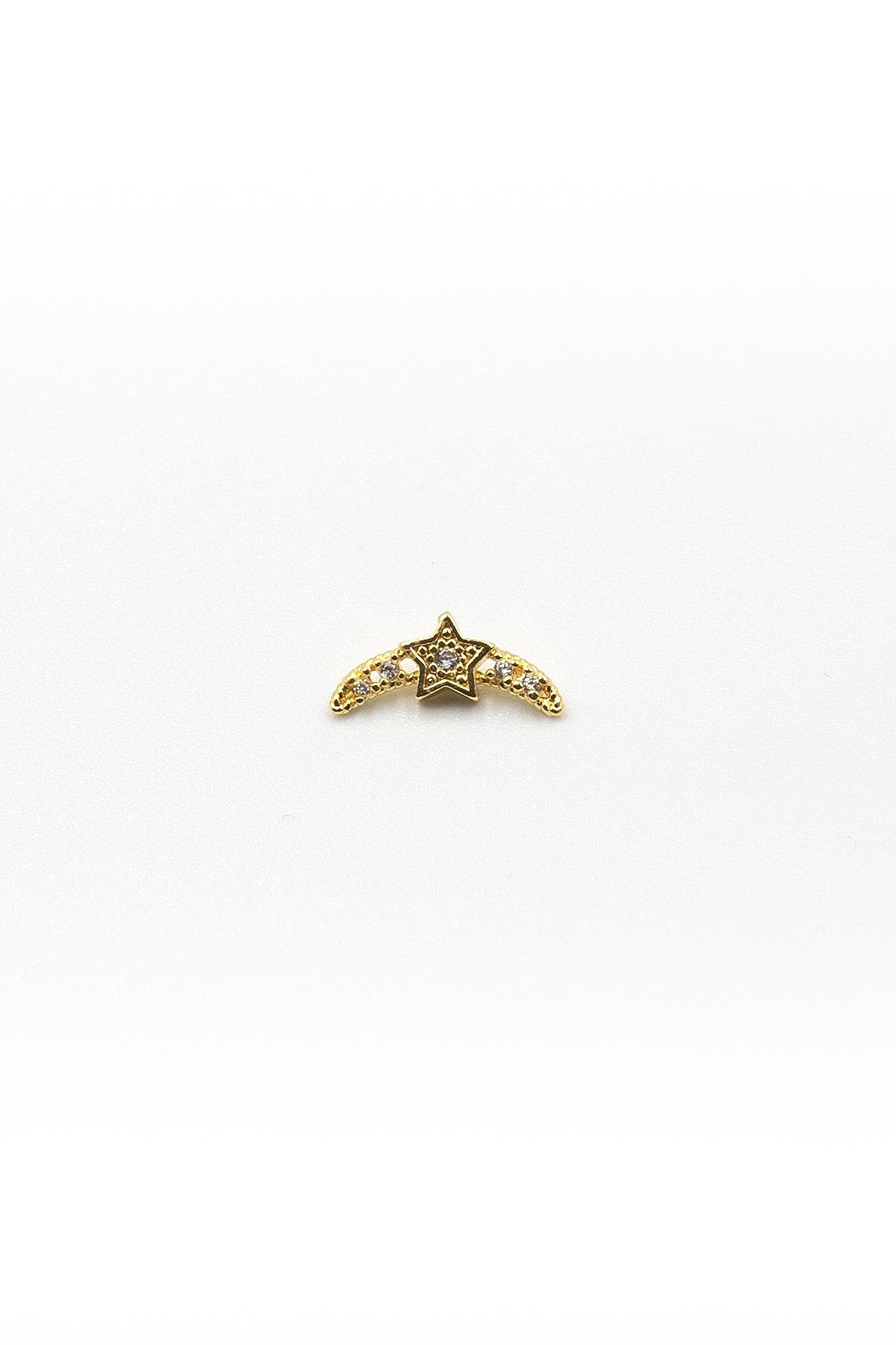 Gold Ay Yıldız Tragus & Helix Piercing – Şık Tasarım, Anti Alerjik, Kararma Yapmaz