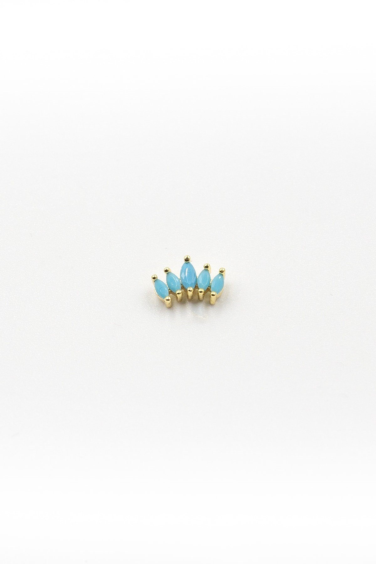 Gold Firuze Taşlı Tragus Helix Piercing – Anti Alerjik, Paslanmaz, Şık Tasarım