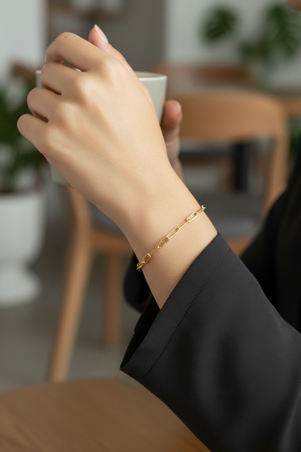 İşlemeli Ataç Model Xuping Kararmaz Gold Kadın Bileklik