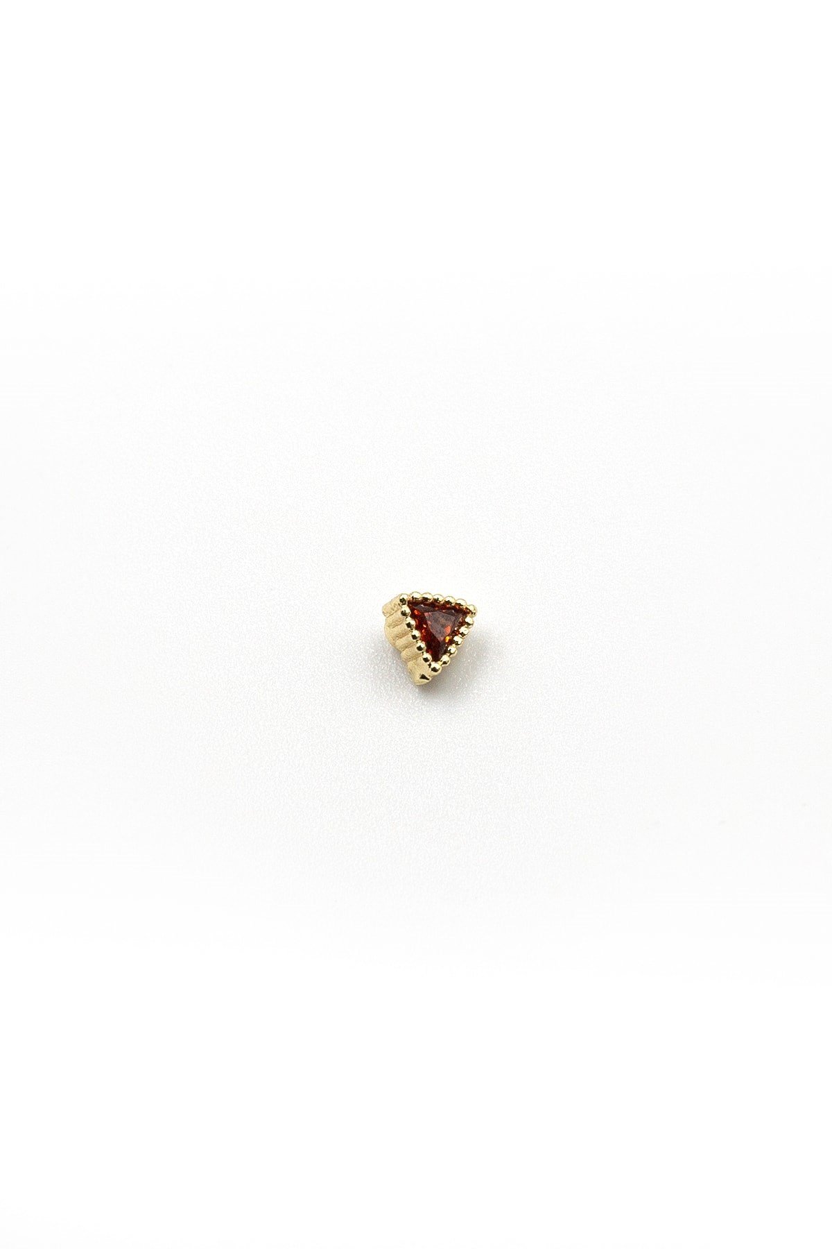 Kahve Zirkon Taşlı Üçgen Tragus Piercing – Gold, Anti Alerjik, Çelik Barlı, 8 mm