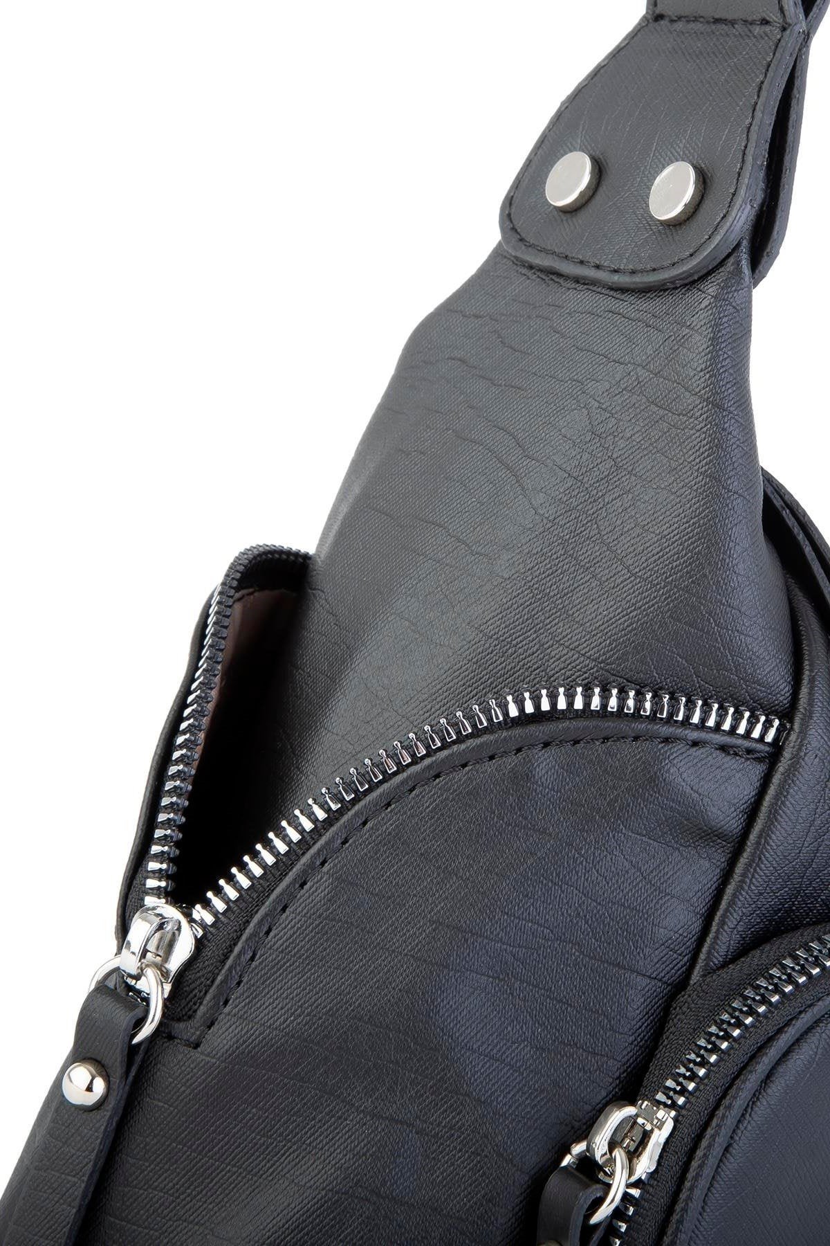 Nas Bag Kadın Çapraz Çanta - Siyah Yıkamalı ( 26x21x15 cm)