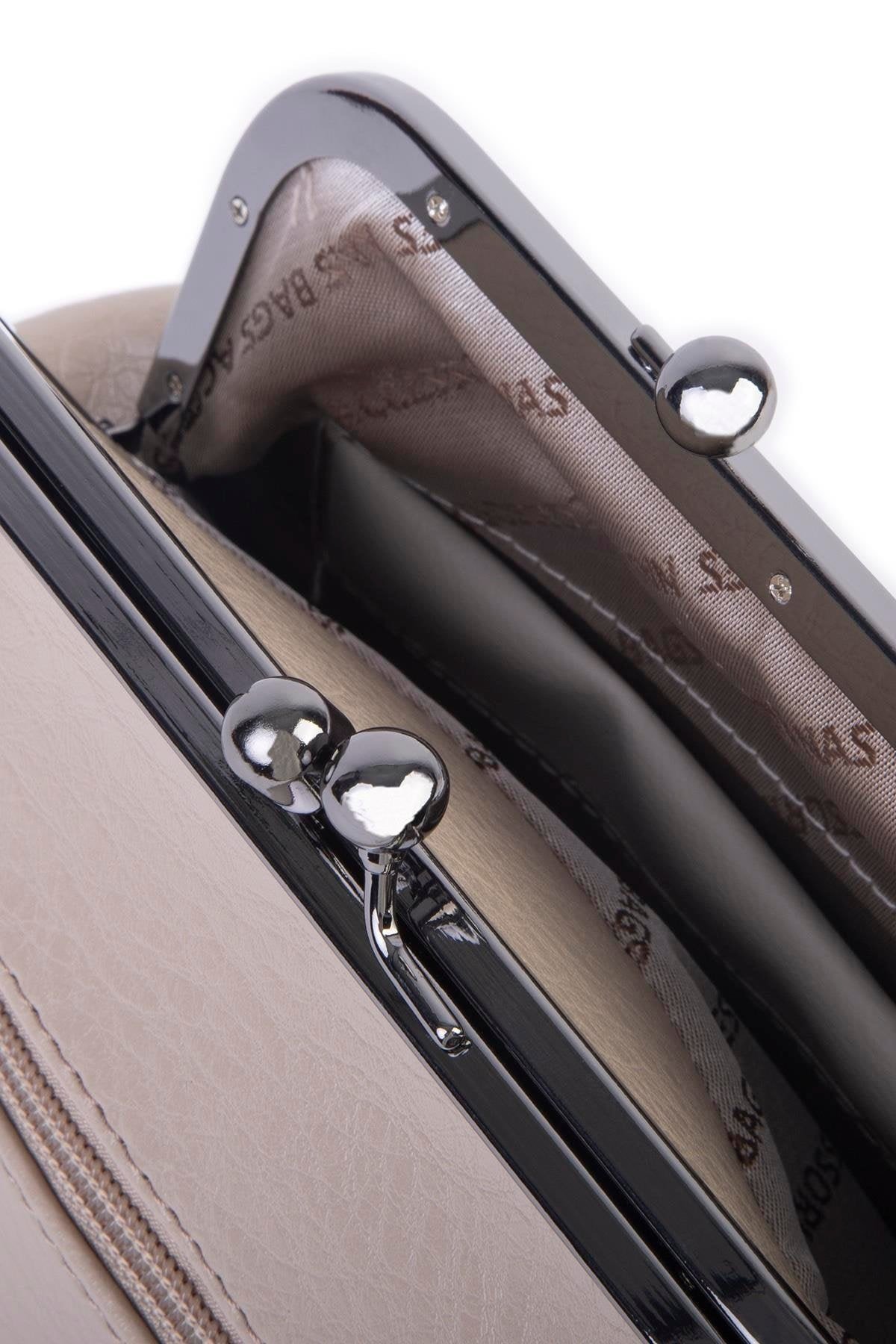 Nas Bag Mini Vintage Burslu Klipsli Kadın Omuz ve Çapraz Çanta Kum Victoria ( 20x17 cm)