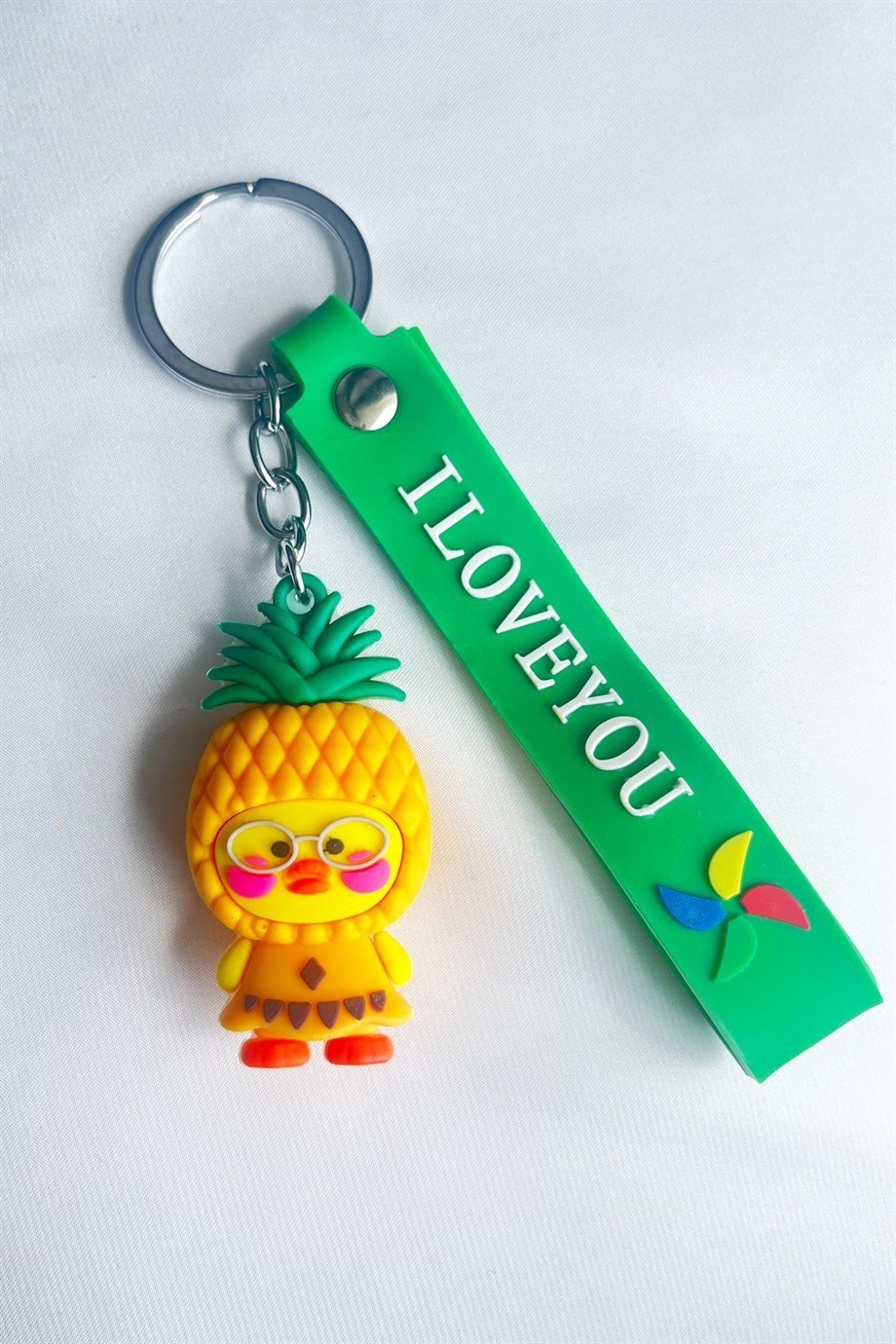 Sevimli Ananas Nine Slikon Anahtarlık