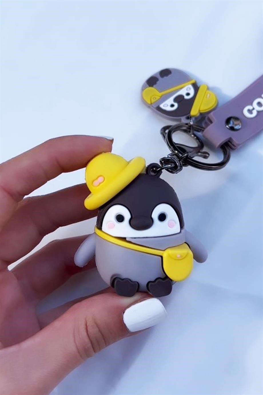 Sevimli Penguen Gri Anaharlık