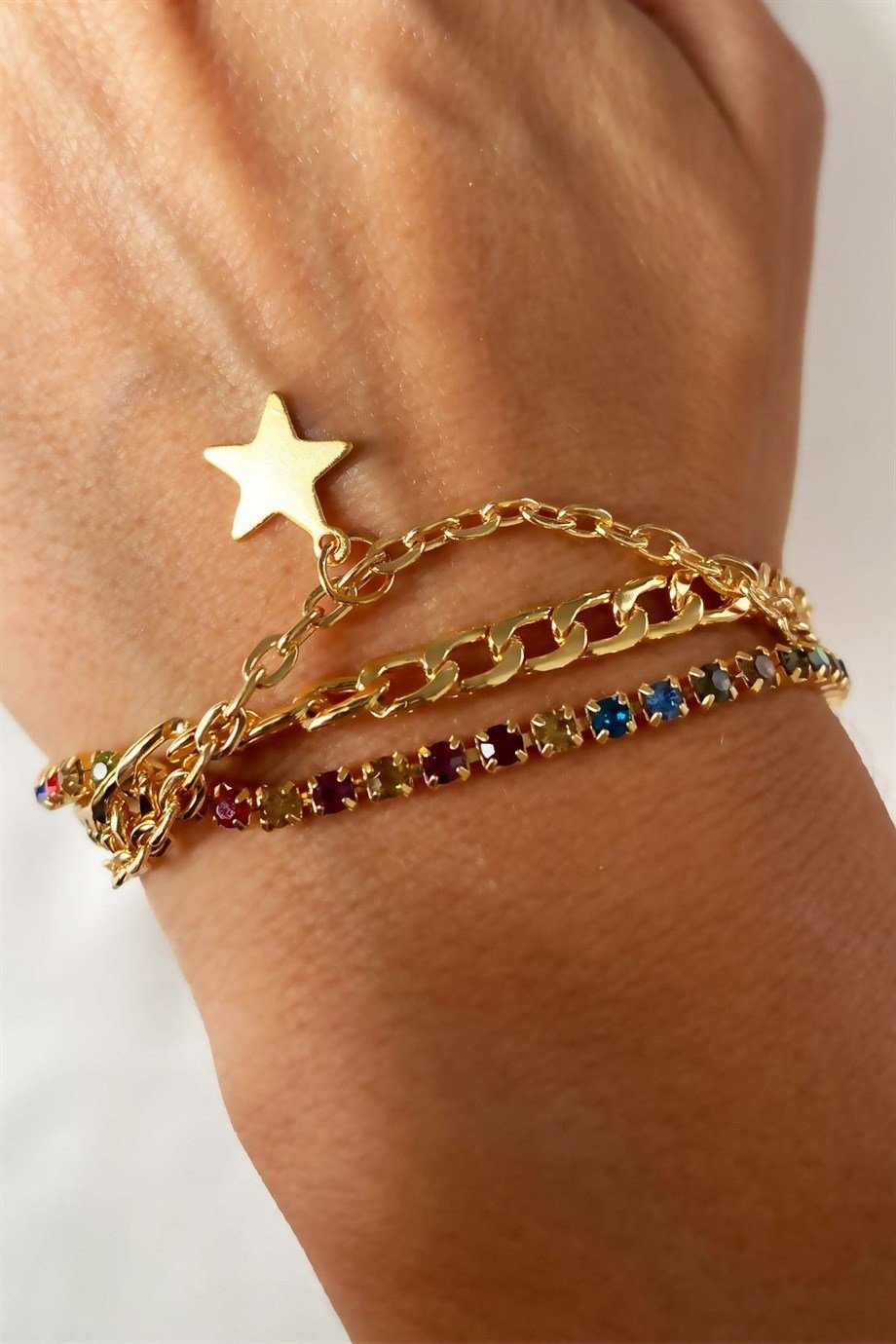 Yıldız Detaylı Renkli Swarovski Taşlı Gold Bileklik
