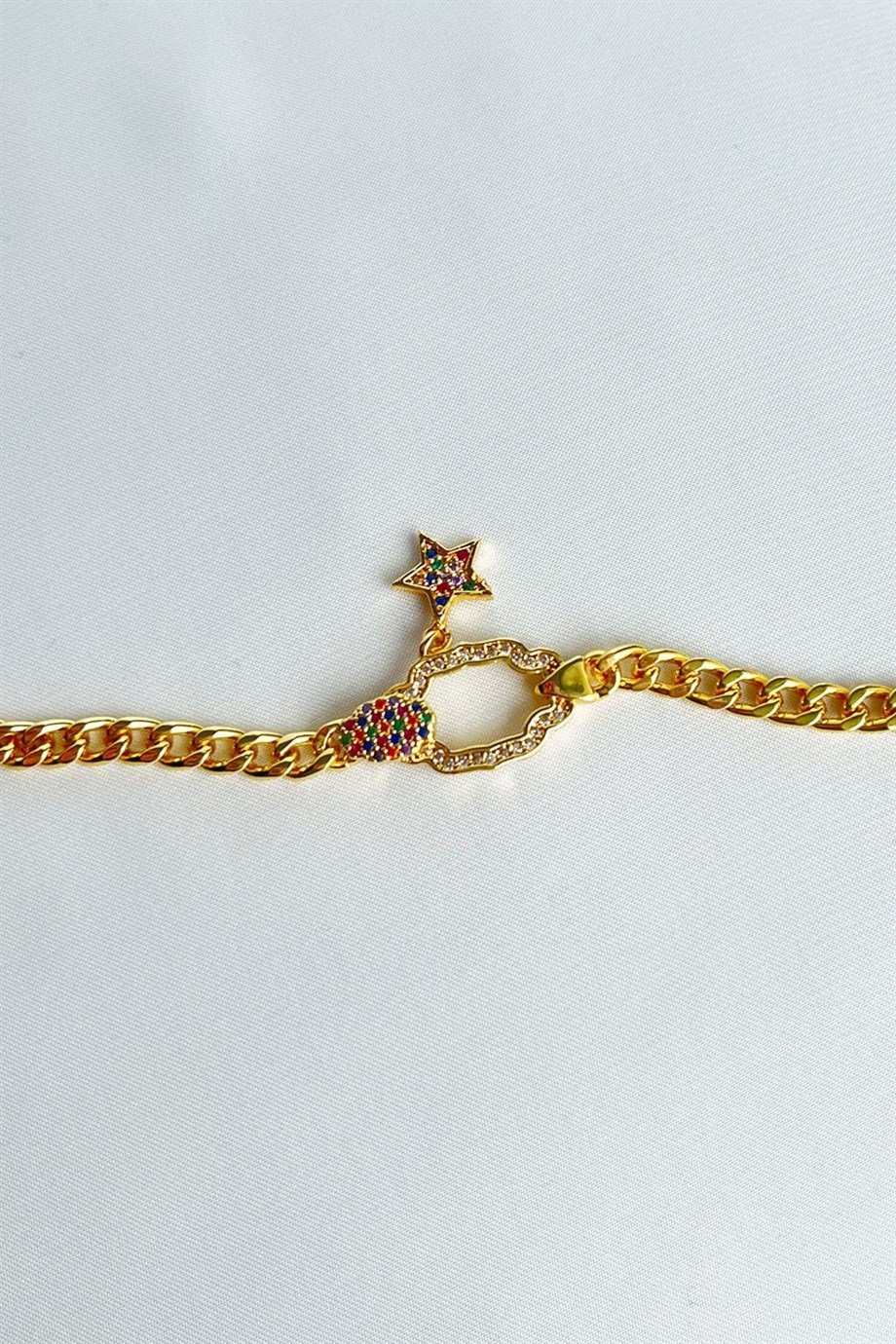 Zirkon Taşlı Renkli Yıldız Uçlu Gold Bileklik