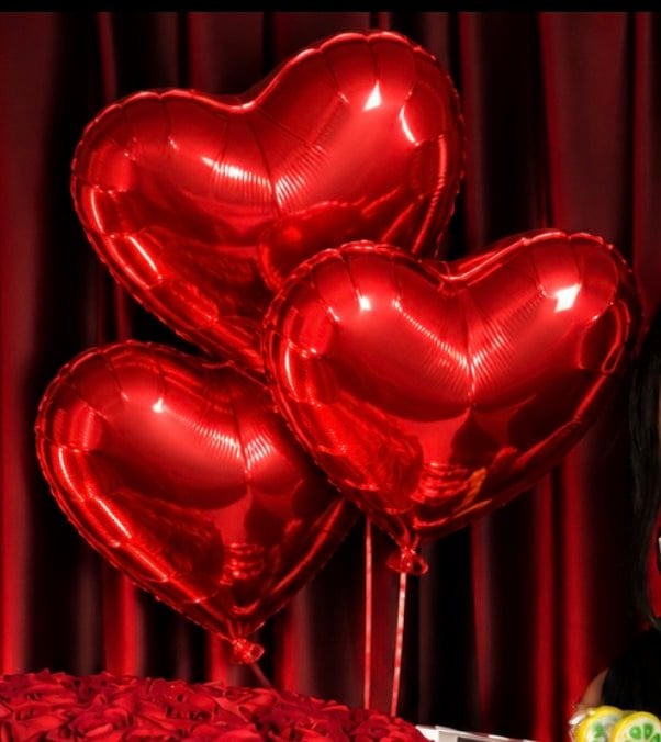 3 Adet Helyum Balonlu Love Box - BORDO 1791 | İstanbul Gül ve Çikolata Kutusu