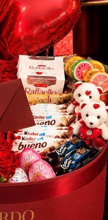 3 Balonlu Love Box - BORDO 1791 | İstanbul Gül ve Çikolata Kutusu