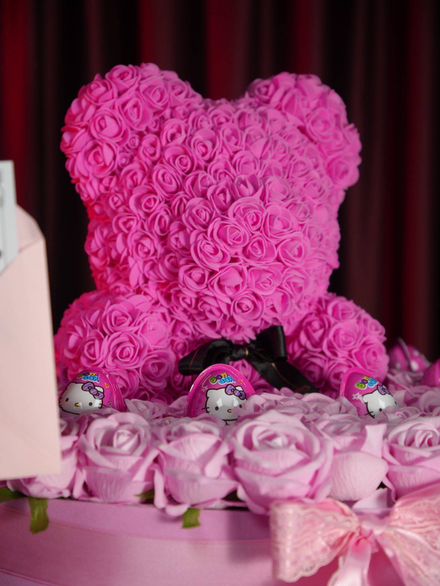 Pembe Kadife Kutu Teddy Box — Gül Ayıcıklı - BORDO 1791 | İstanbul Gül ve Çikolata Kutusu