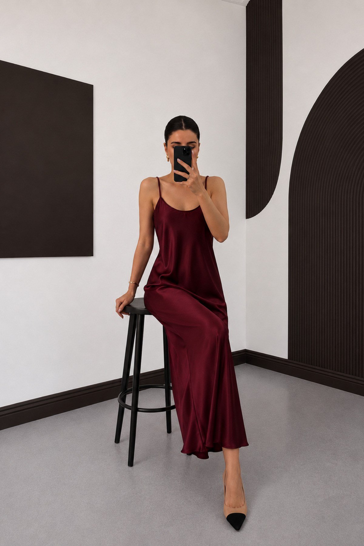 Kadın Bordo İnce Askılı Saten Midi Boy Elbise