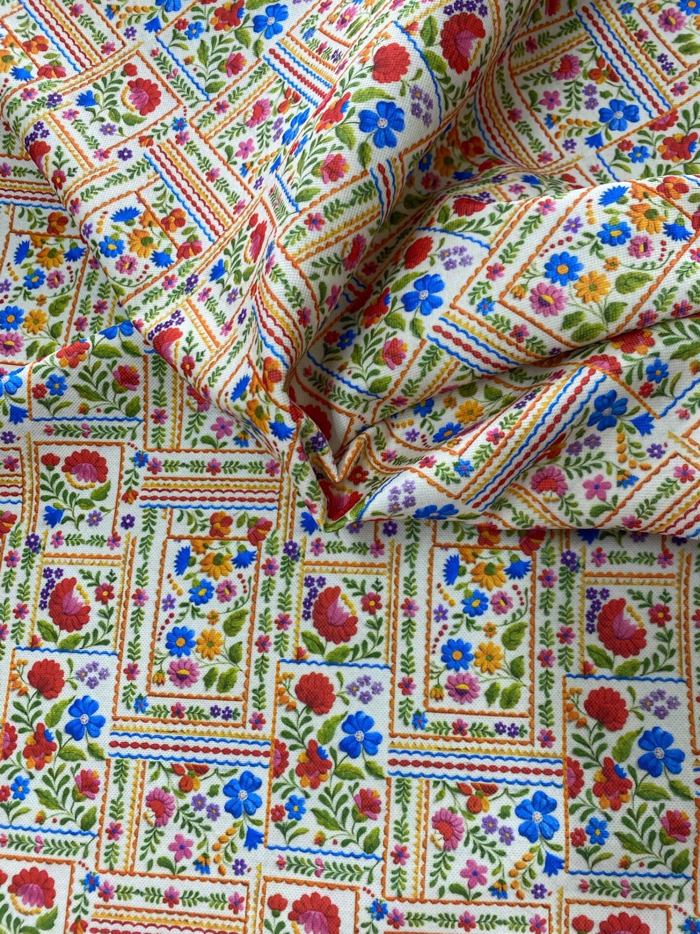 Anadolu Patchwork Desenli Kumaş