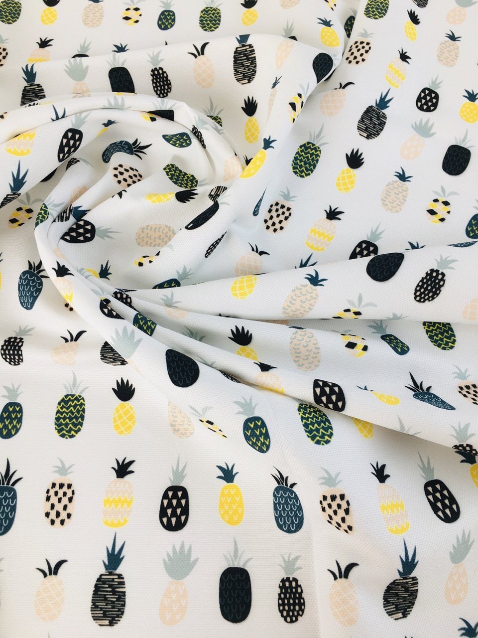 Ananas Desenli Kumaş 2