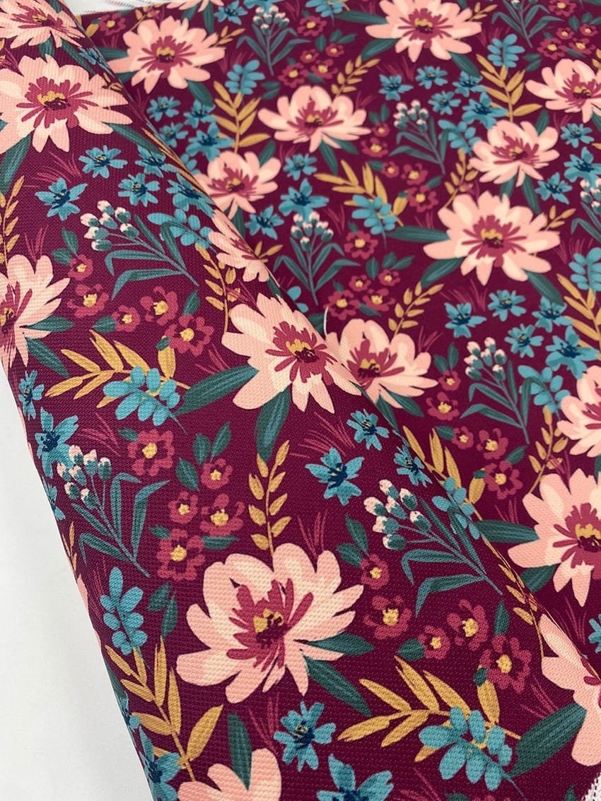 Bordo Çiçek Desenli Kumaş