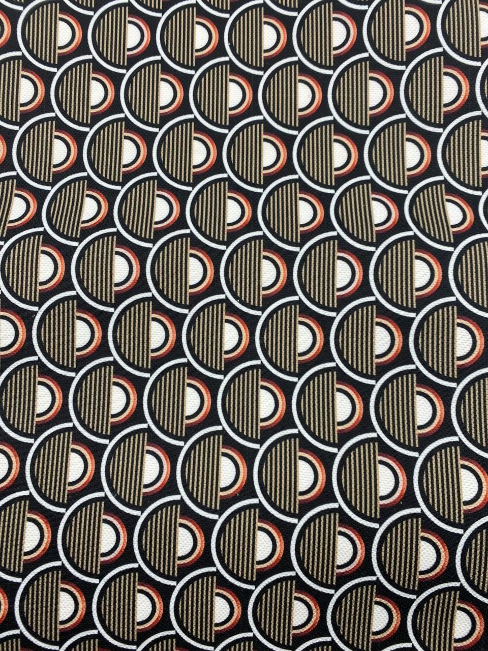 Daireli Geometrik Desenli Kumaş