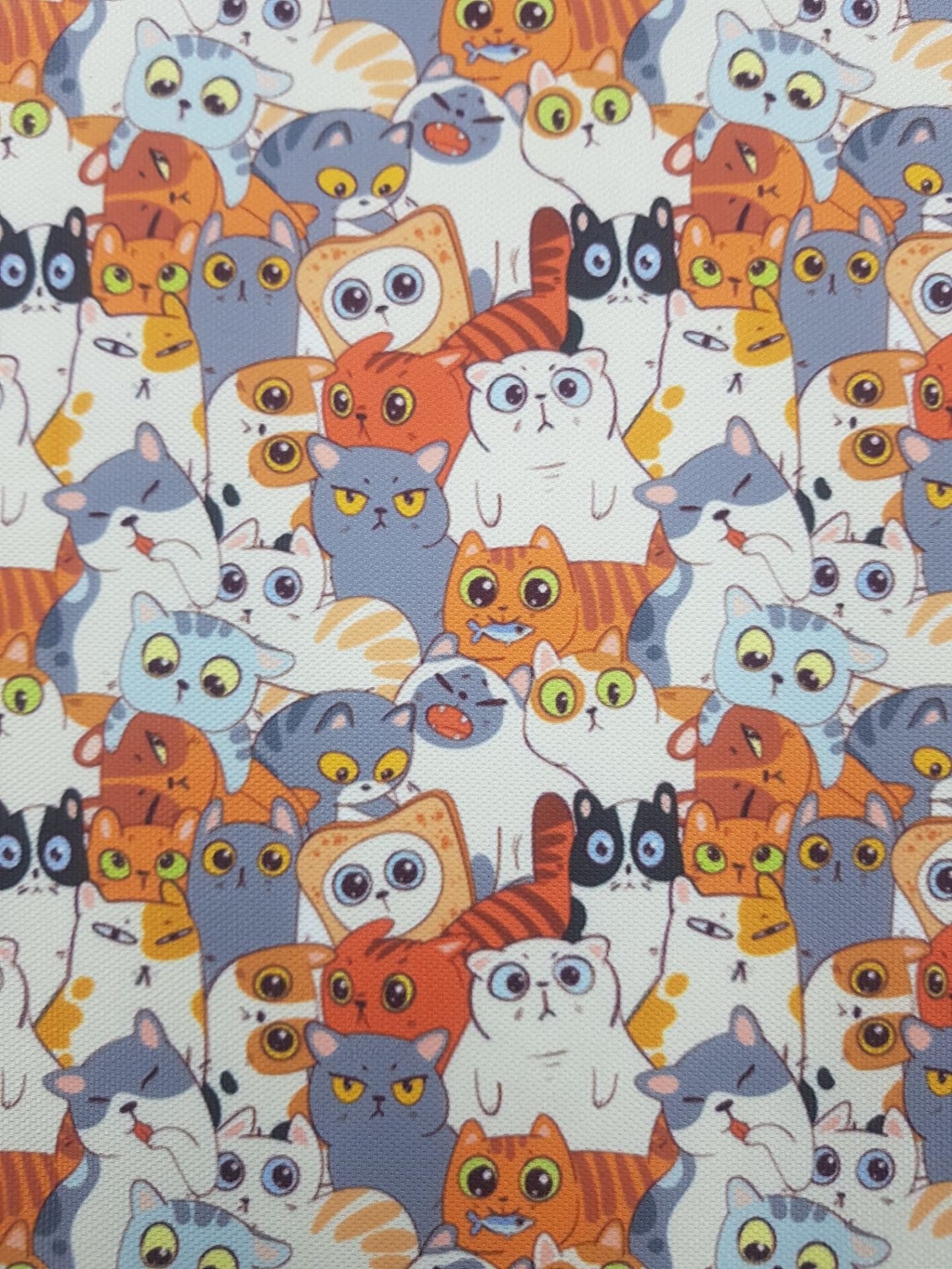Kedi Desenli Döşemelik Kumaş