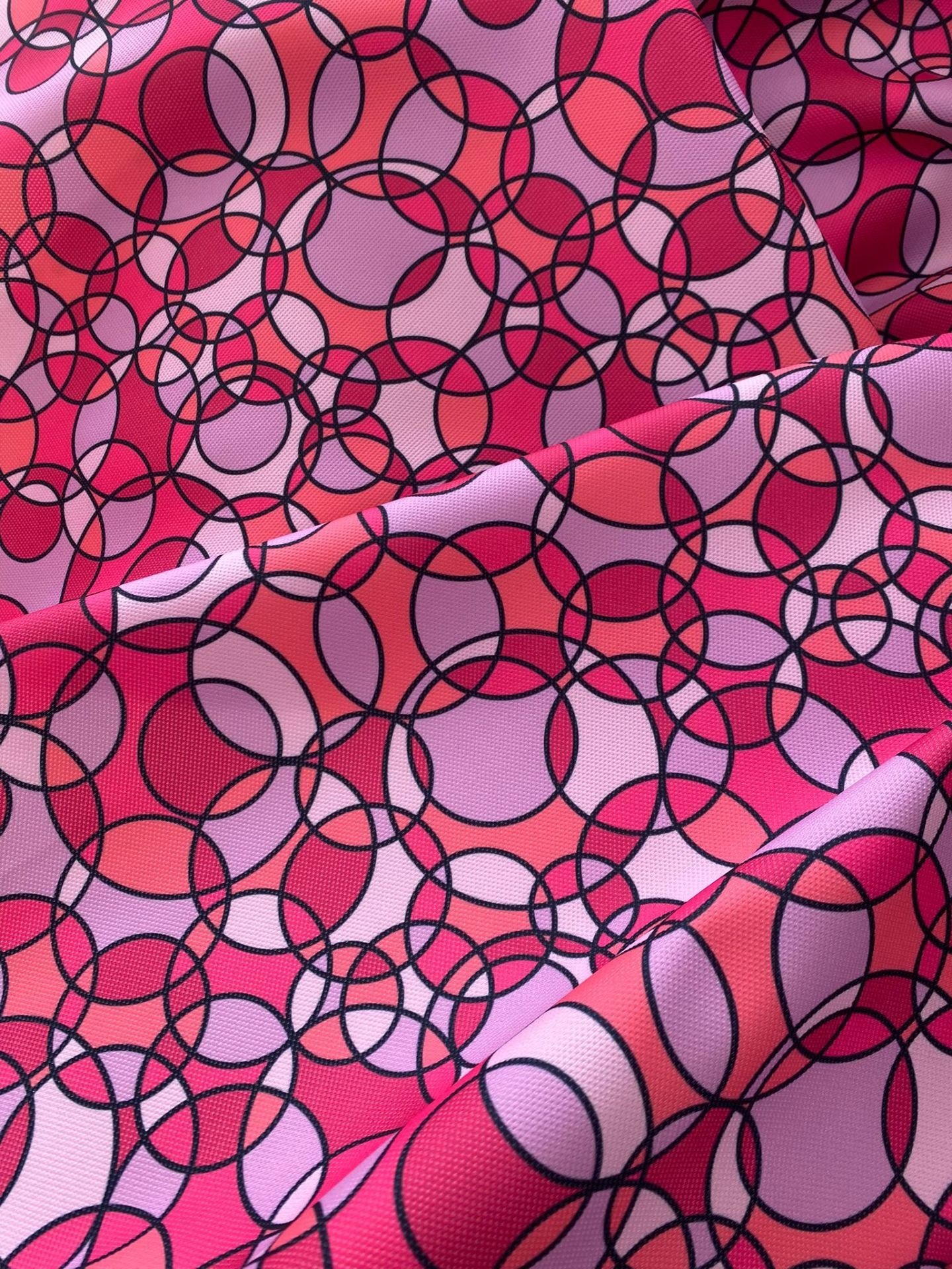 Pembe Daireli Geometrik Desenli Kumaş