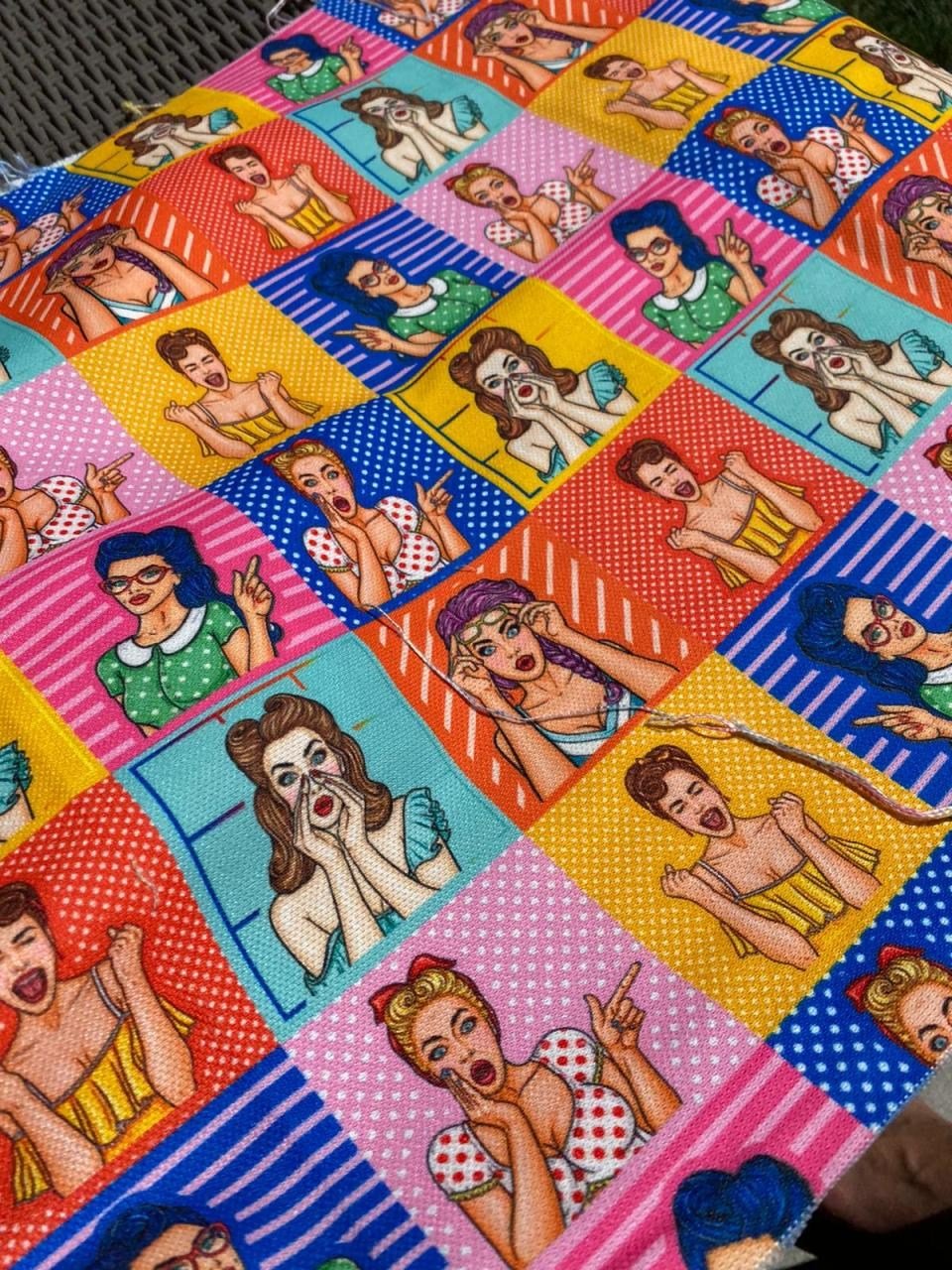Pop Art Kadın Desenli Kumaş