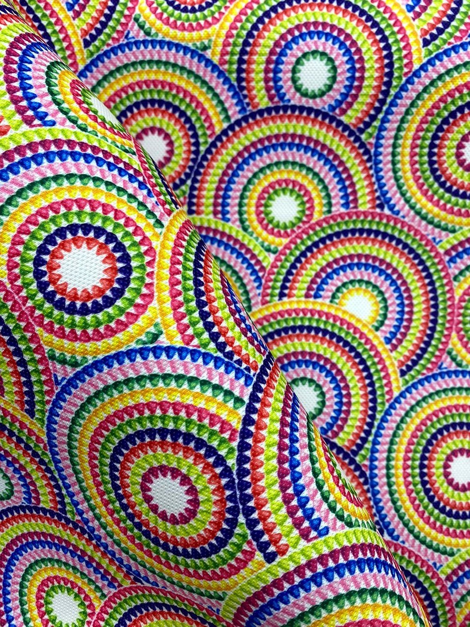 Renkli Mandala Desenli Kumaş 2
