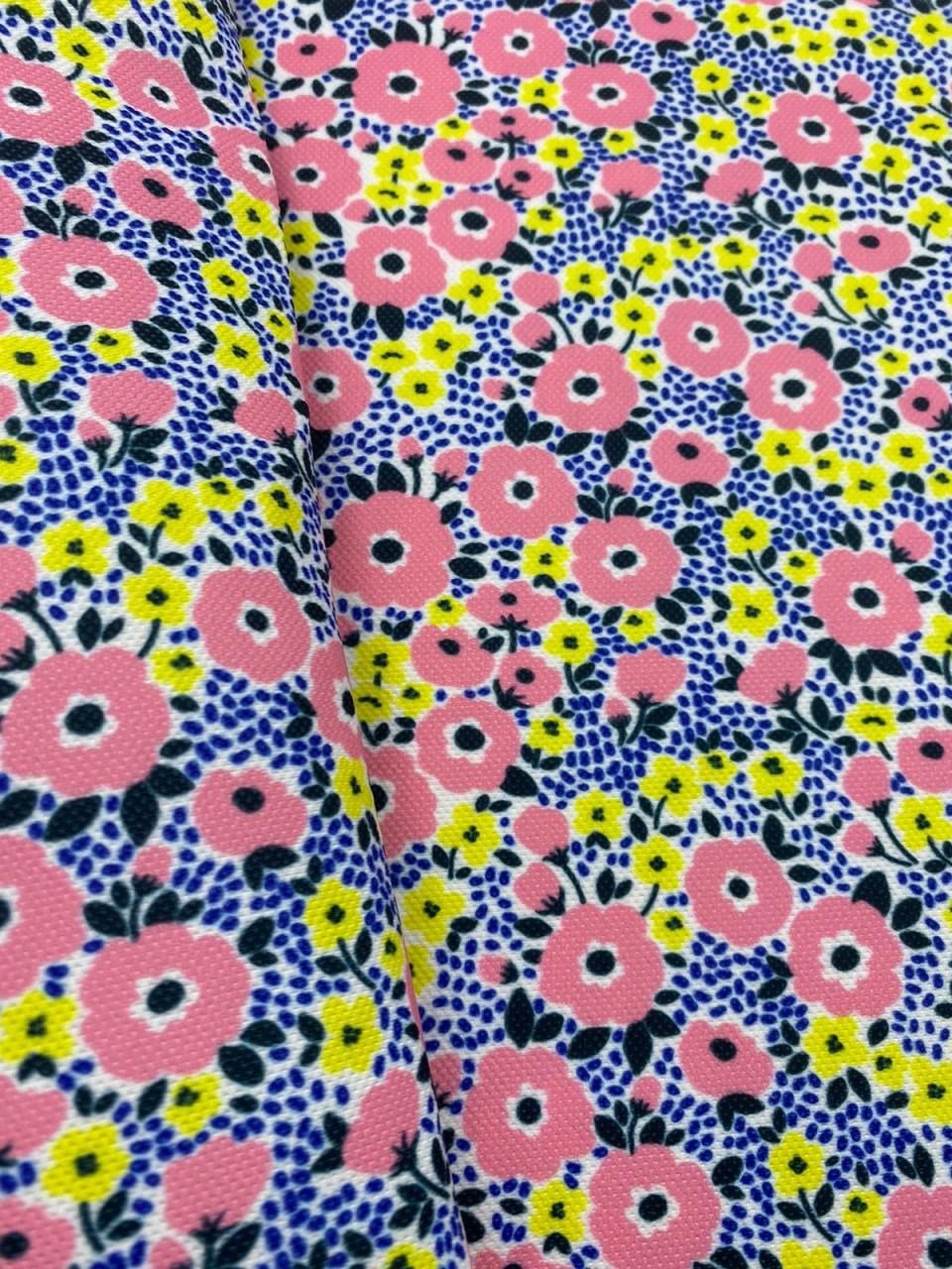sari-pembe-cicek-desenli-kumas