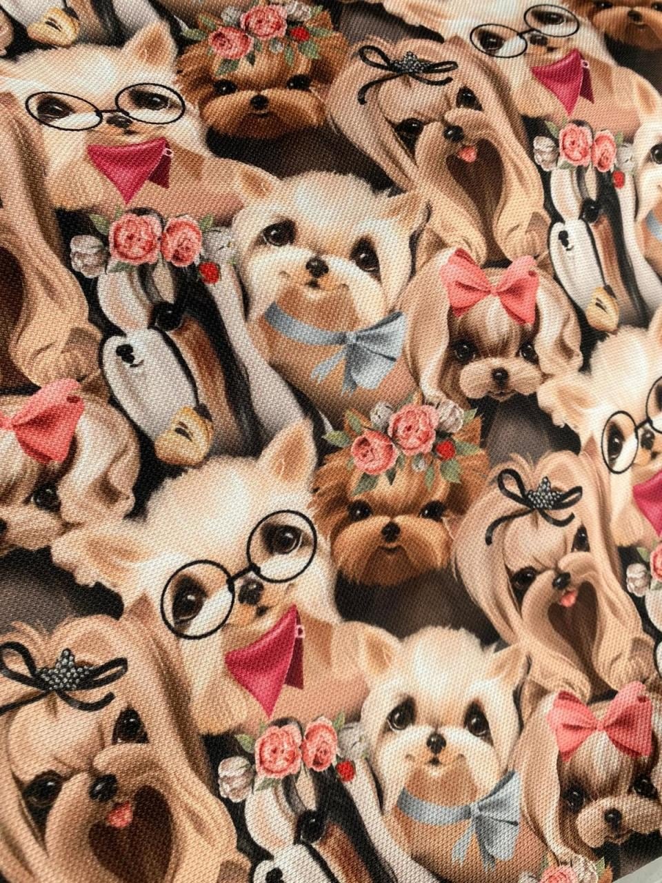 Süs Köpeği Desenli Kumaş